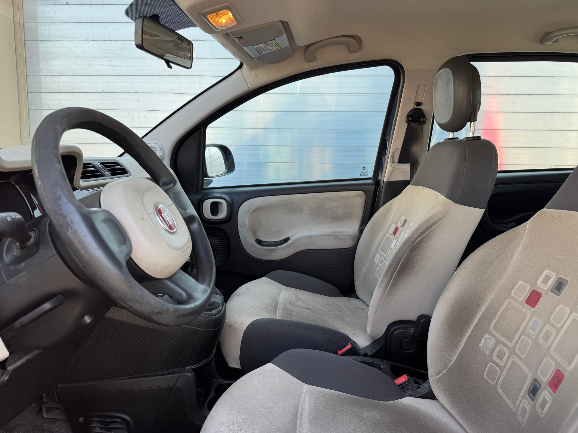 FIAT Panda 1.2 Lounge-image-14