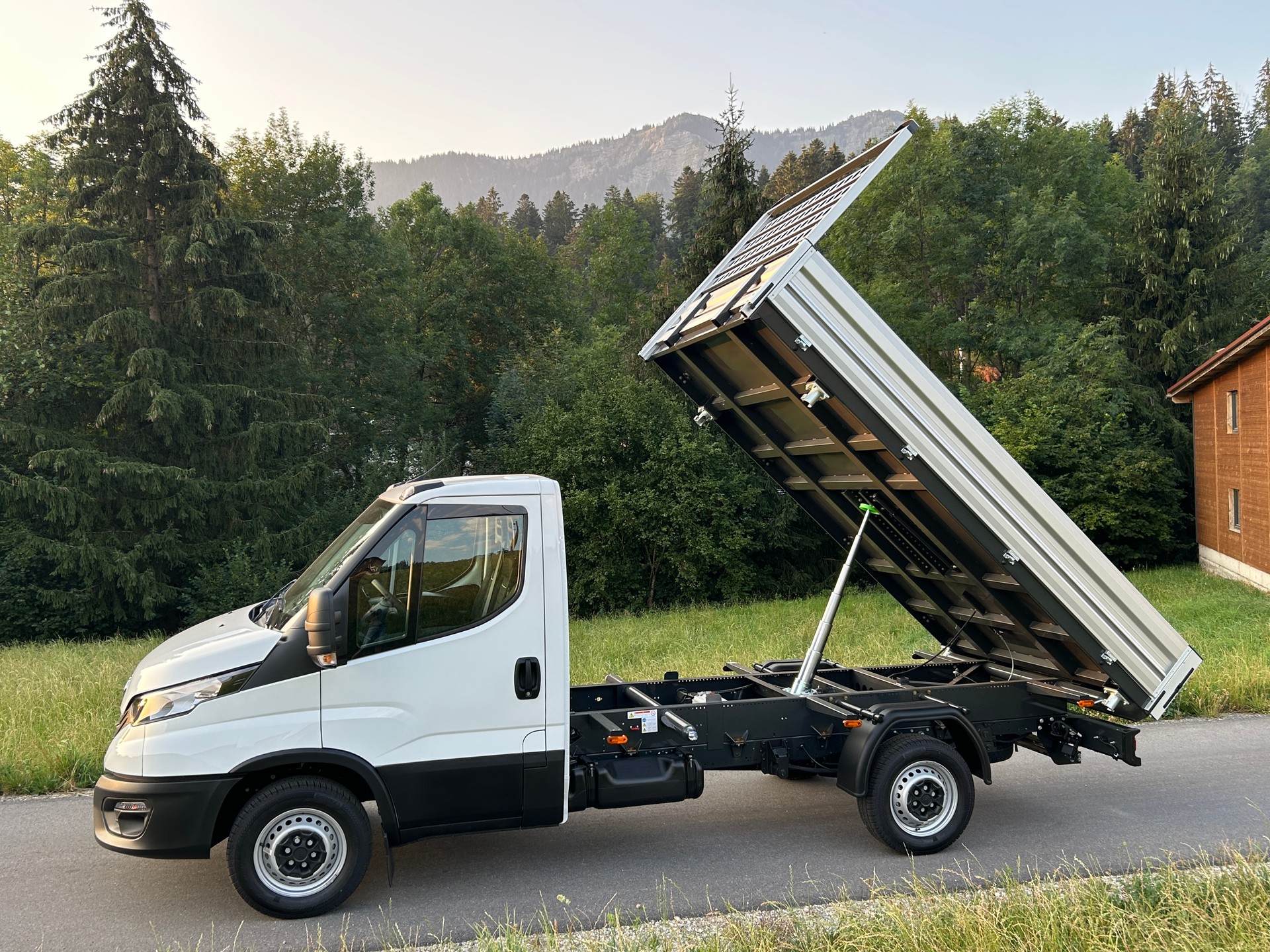 IVECO 35 C 14H VL-image-0