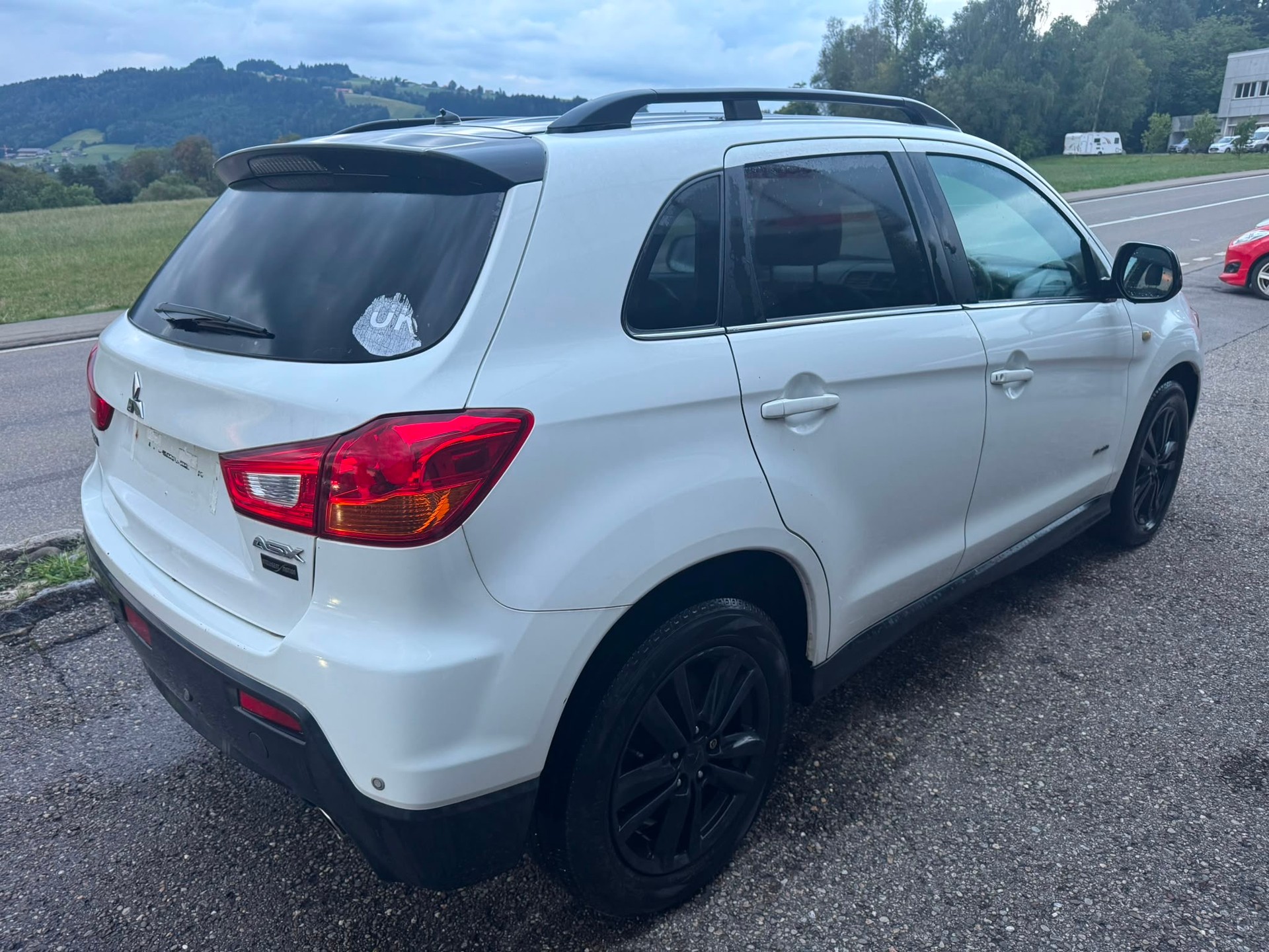 MITSUBISHI ASX 1.8 DID Invite 4WD-image-6