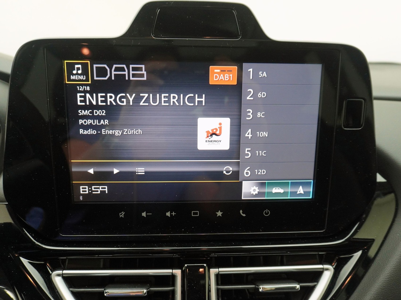 SUZUKI S-Cross 1.4 T Piz Sulai Top Hybrid 4x4-image-11
