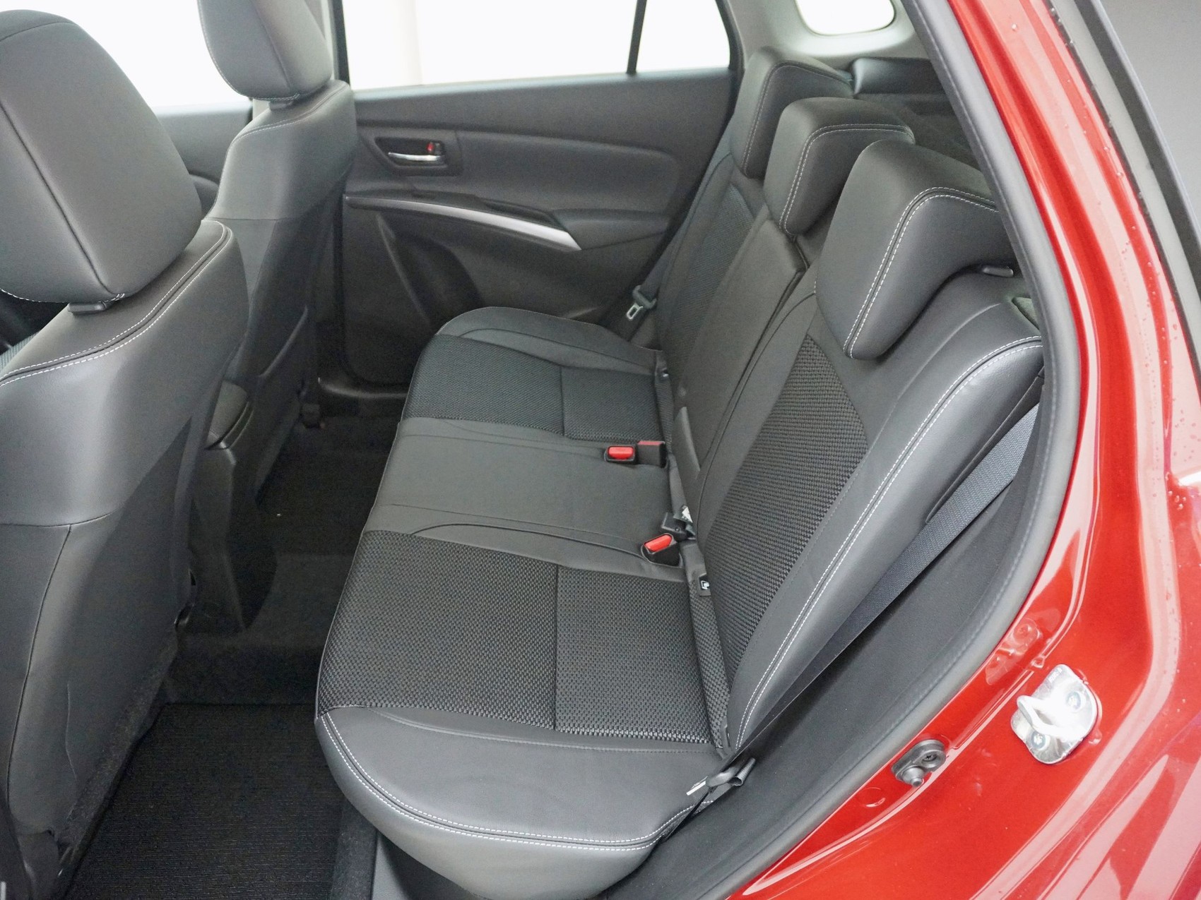 SUZUKI S-Cross 1.4 T Piz Sulai Top Hybrid 4x4-image-16