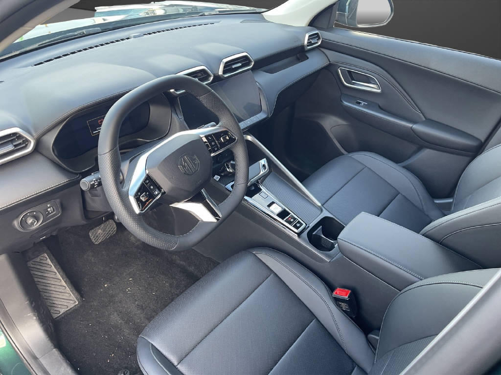 MG ZS 1.5 Hybrid+ Luxury-image-7