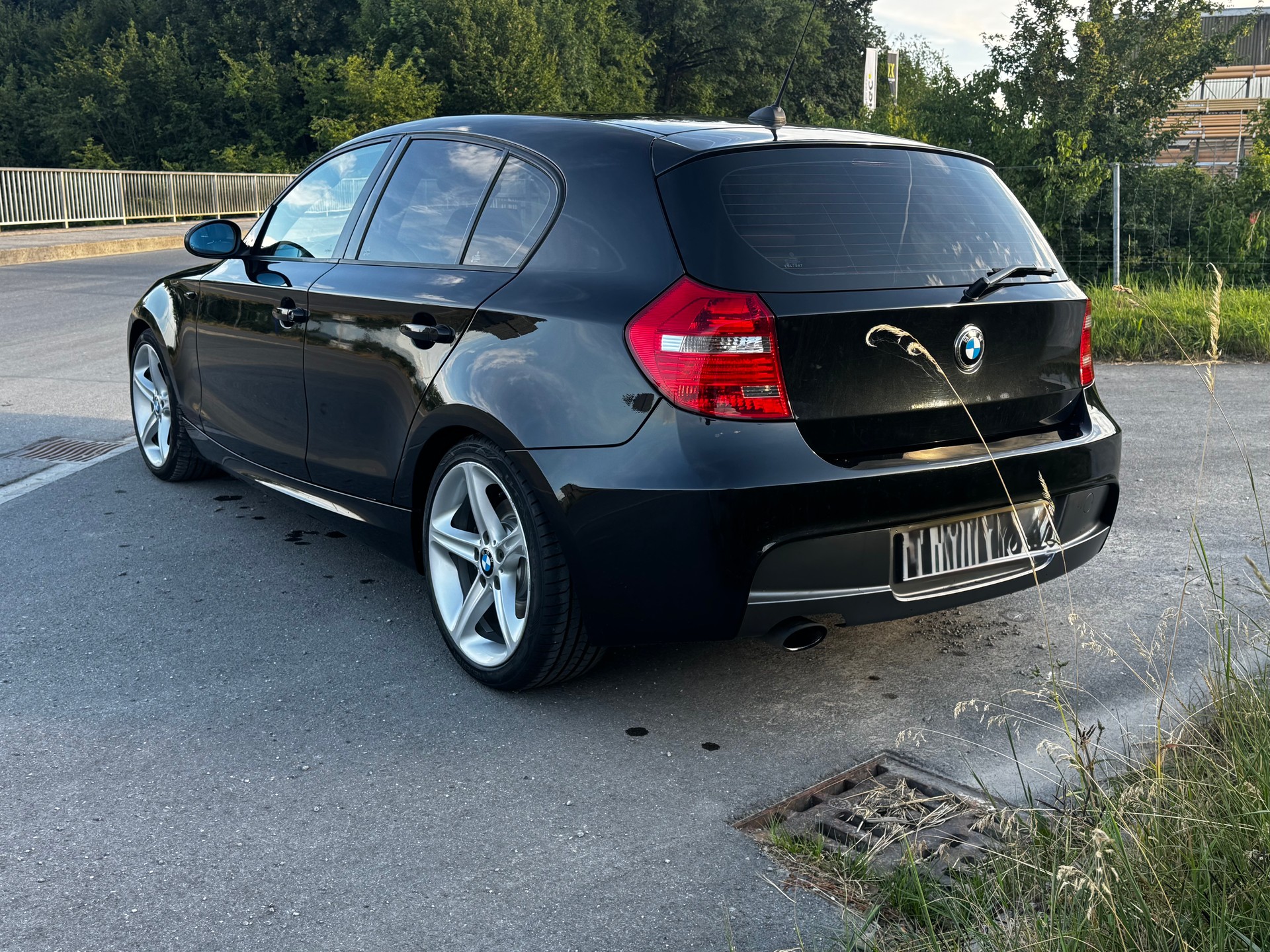 BMW 123d-image-3
