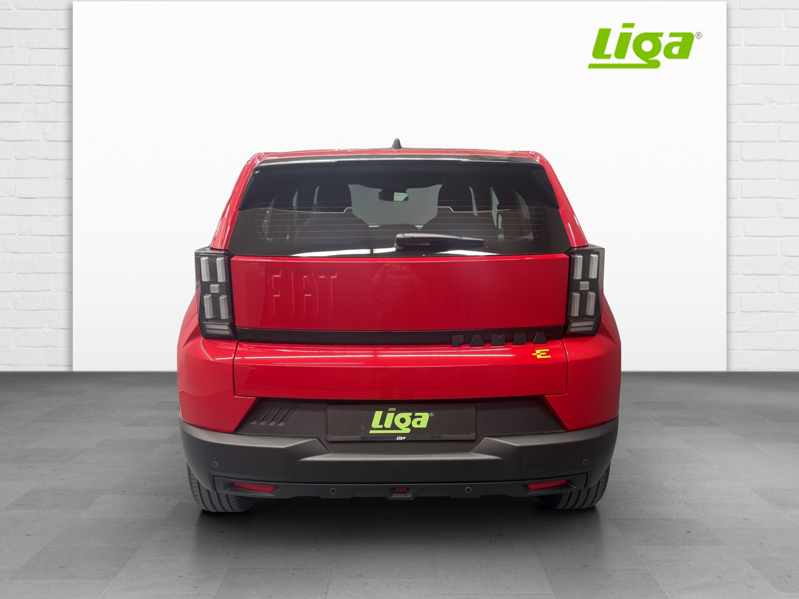 FIAT Grande Panda Red BEV-image-4