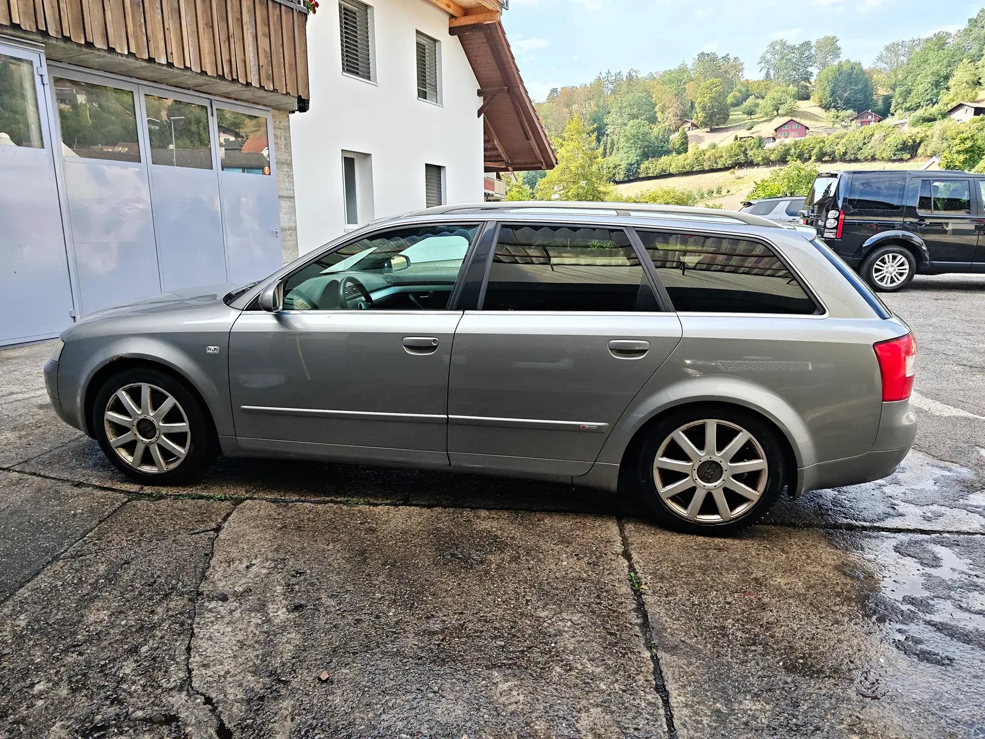 AUDI A4 Avant 1.8 T-image-4
