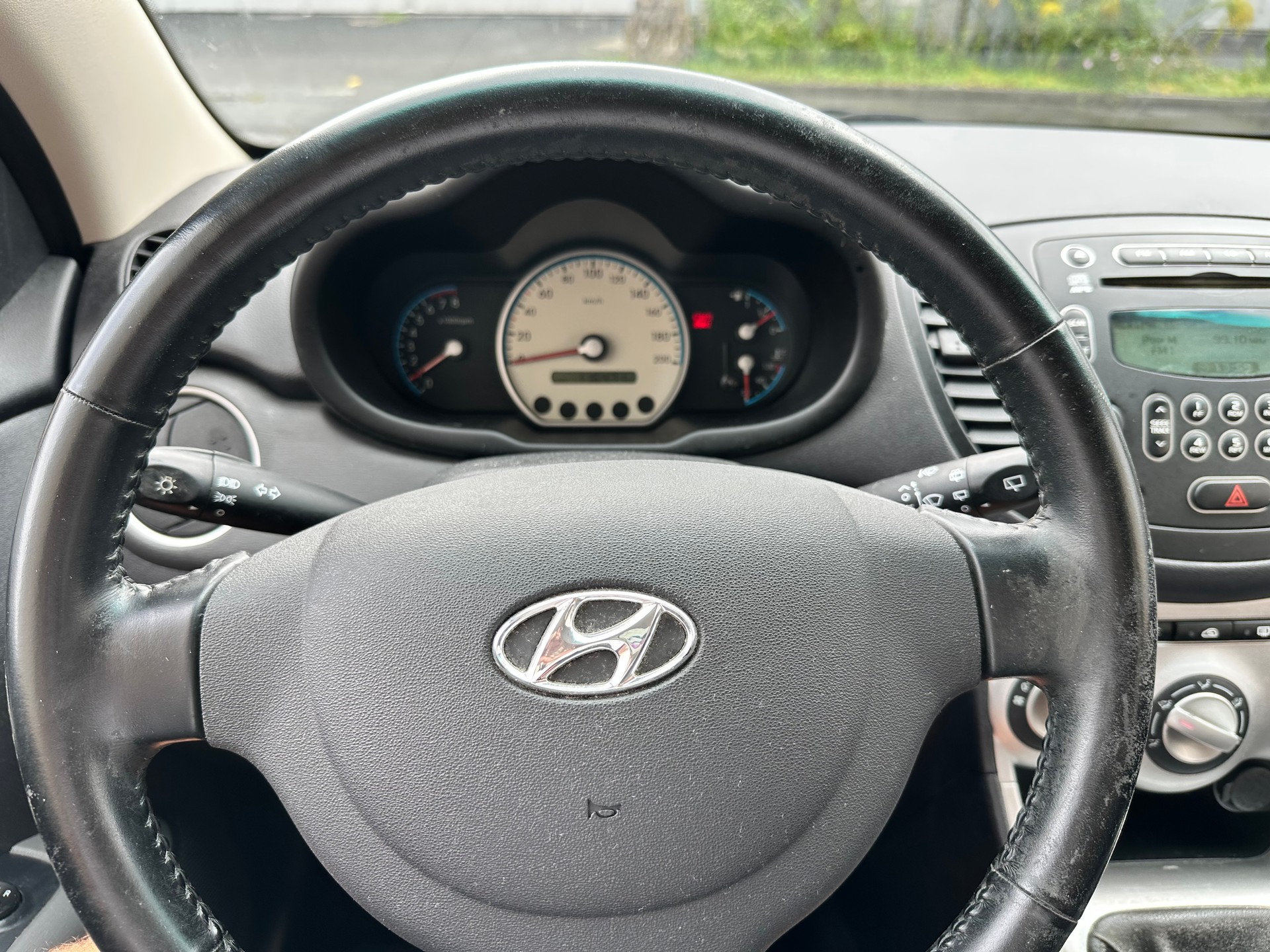 HYUNDAI i10 1.2 Style-image-10