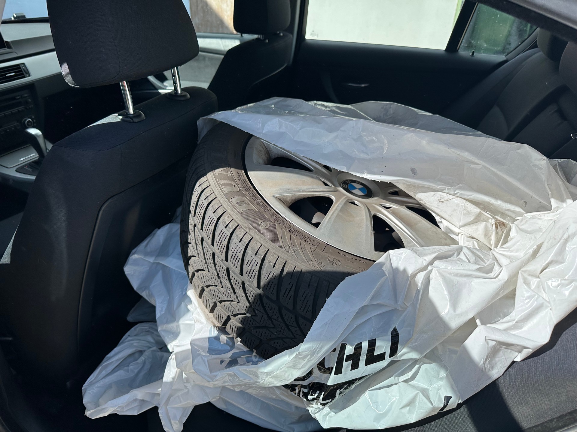 BMW 318i Access Steptronic-image-4
