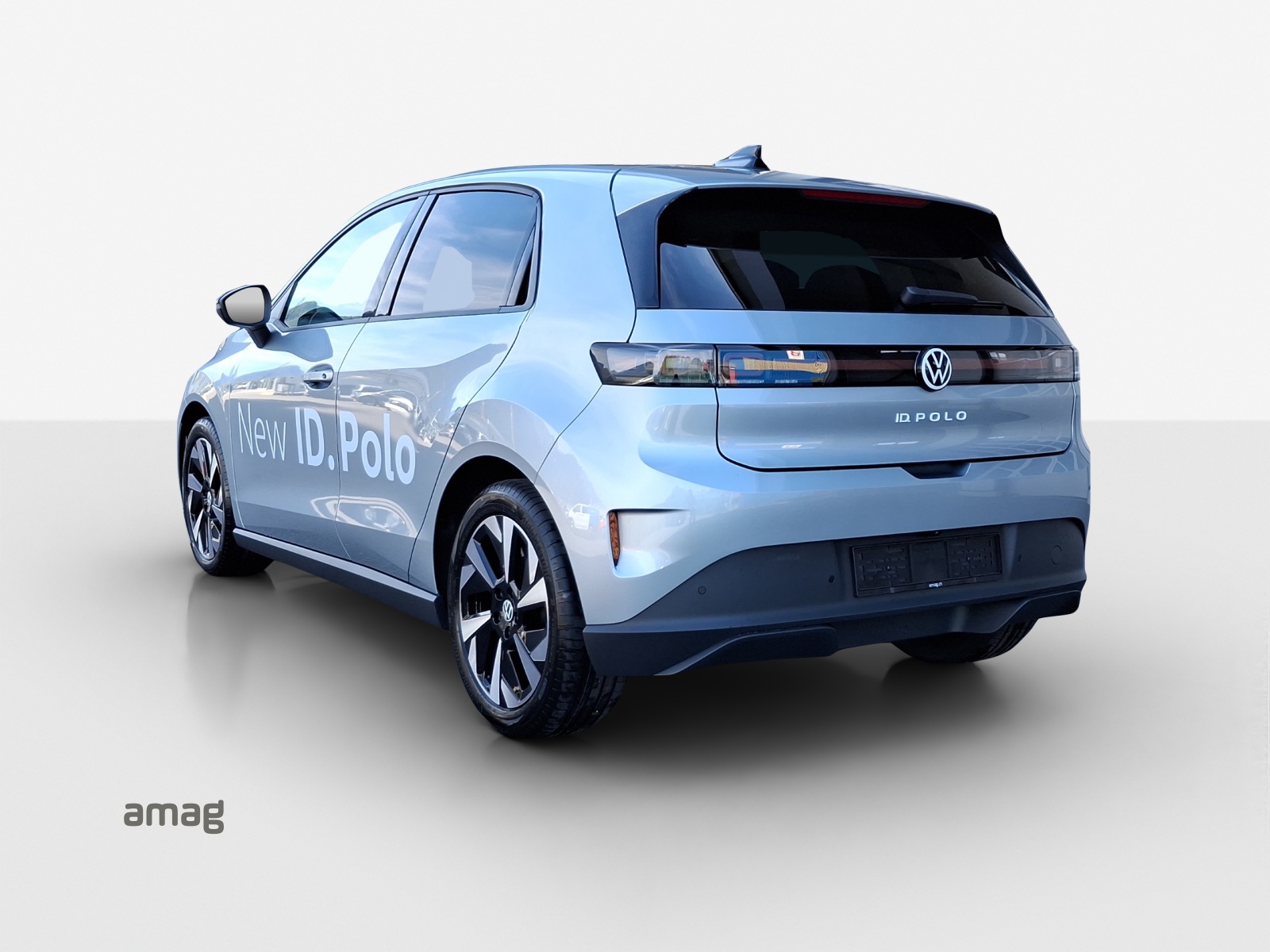 VW ID.Polo 52 kWh Life Edition One-showroom-element-2