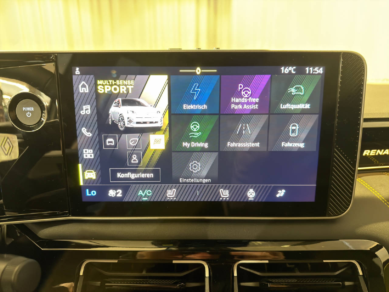 RENAULT R5 E-Tech Comfort Range iconic five-image-10