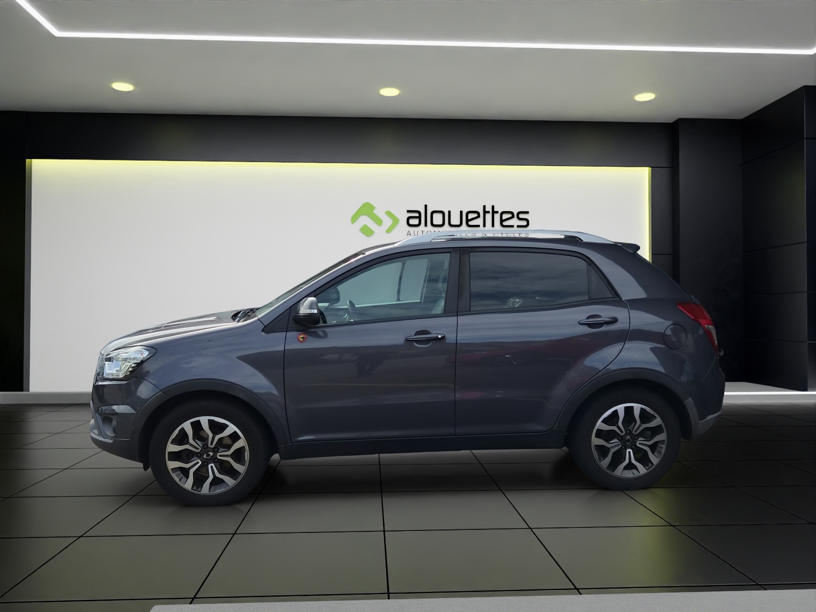 KGM-SsangYong Korando 2.2 e-XDi Sapphire 4WD Automatic-showroom-element-2