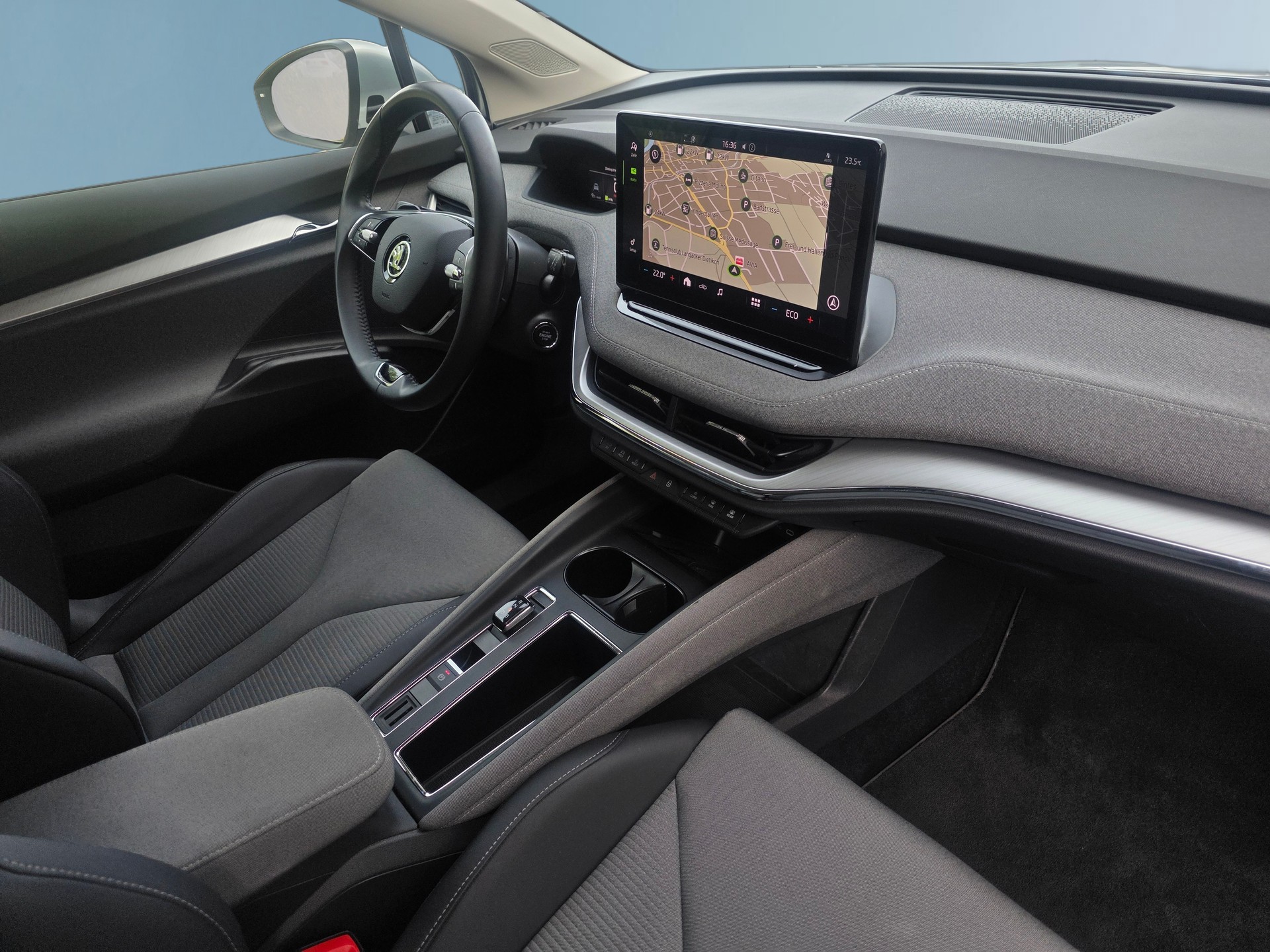 SKODA Enyaq iV 80 * CH-Fahrzeug * Top Zustand *-image-15