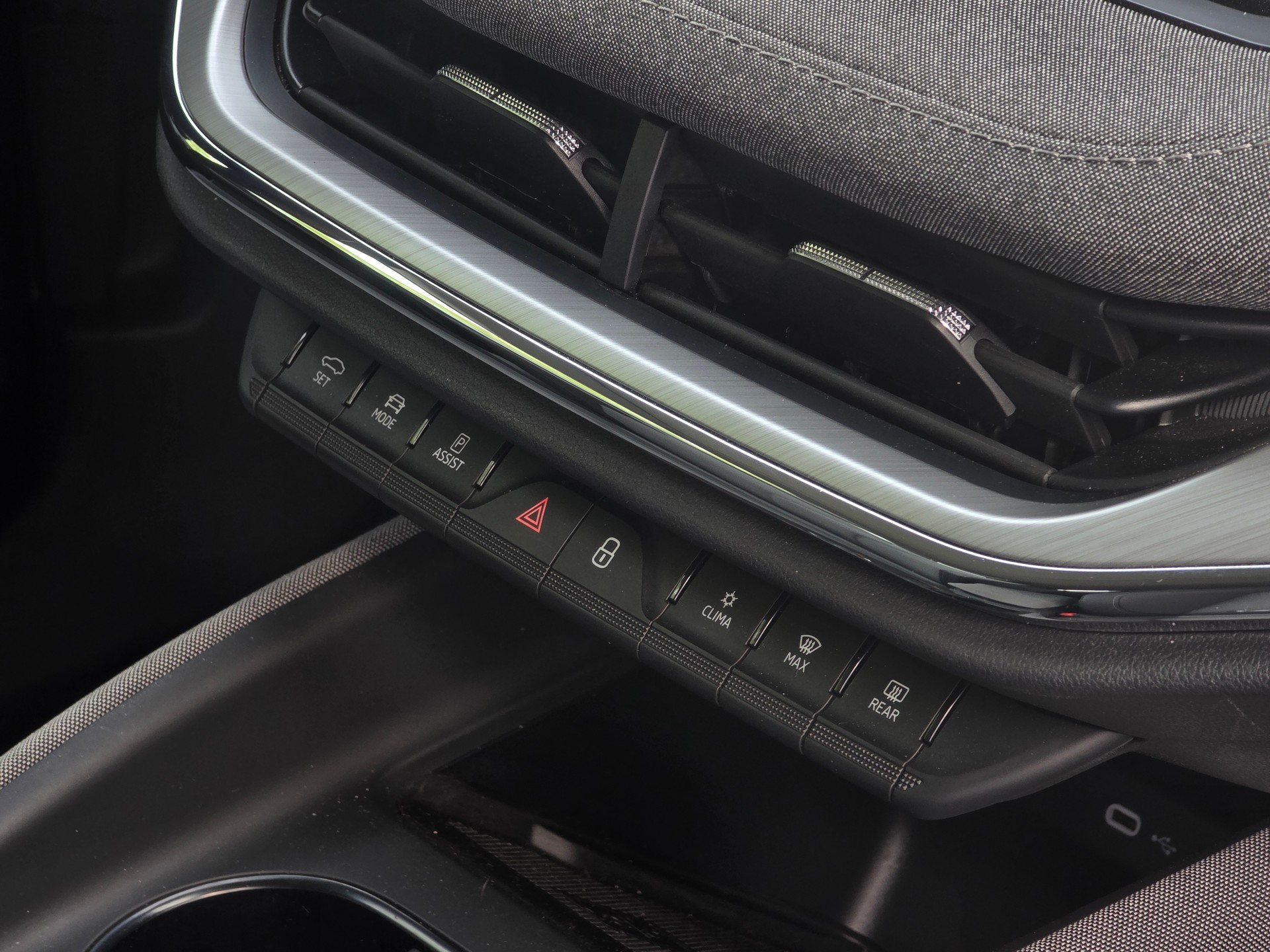 SKODA Enyaq iV 80 * CH-Fahrzeug * Top Zustand *-image-19