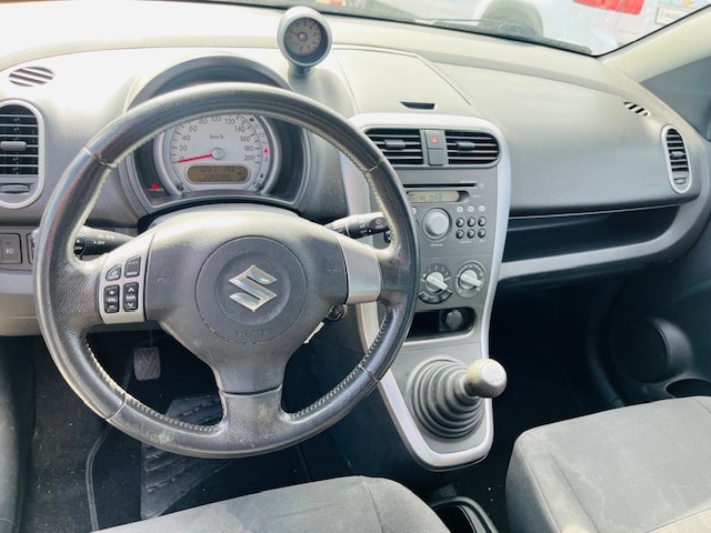 SUZUKI Splash 1.2i 16V GL-image-5