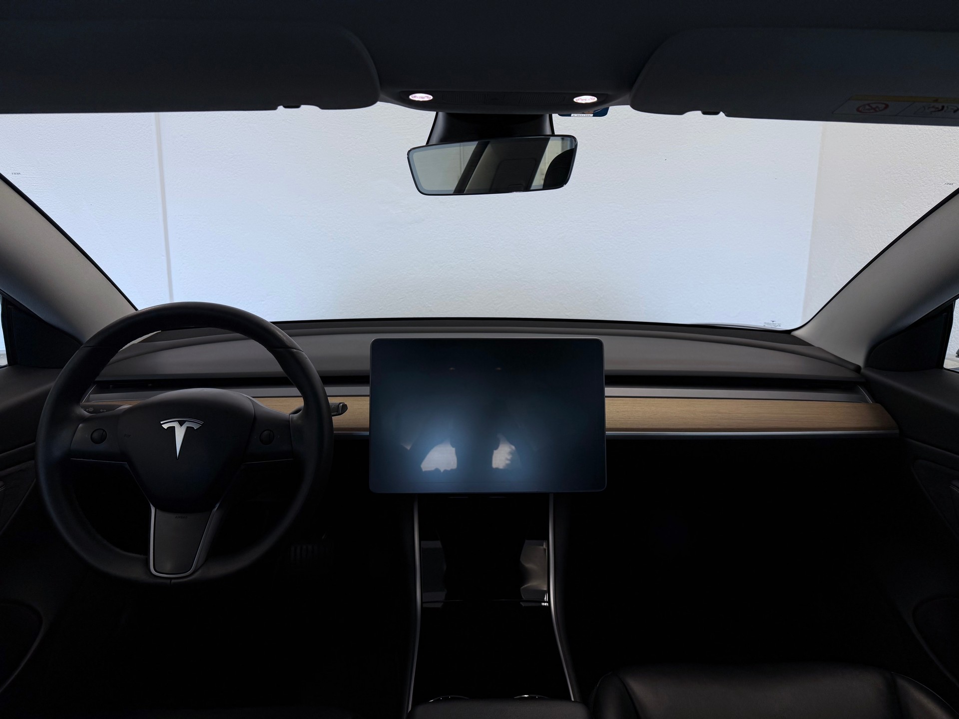 TESLA Model 3 Long Range Dual Motor AWD-image-11