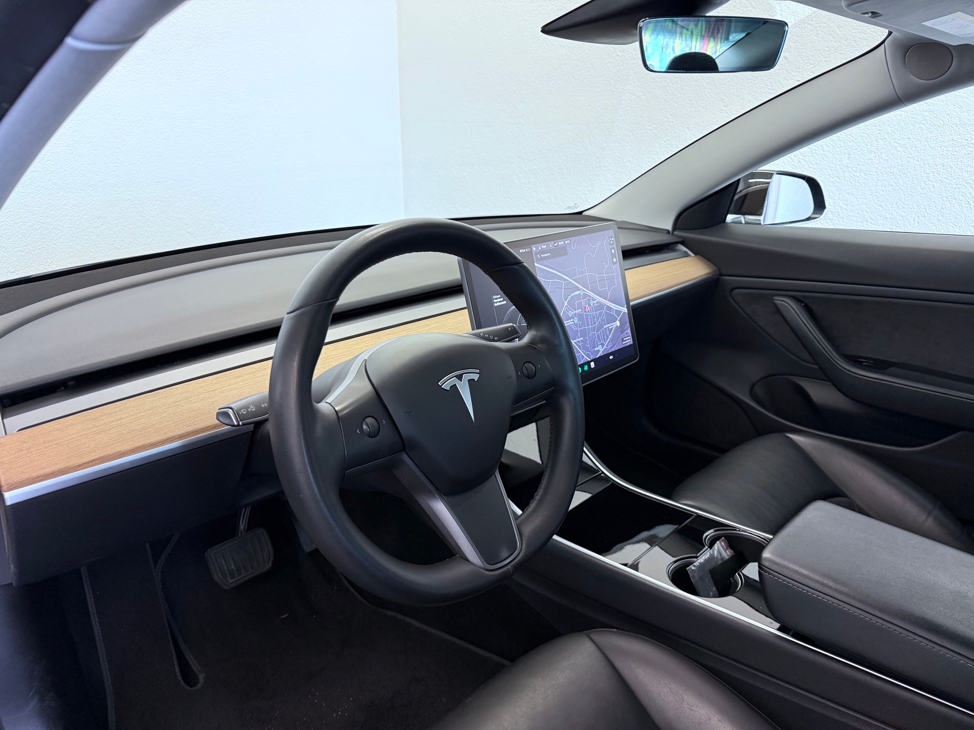 TESLA Model 3 Long Range Dual Motor AWD-image-3