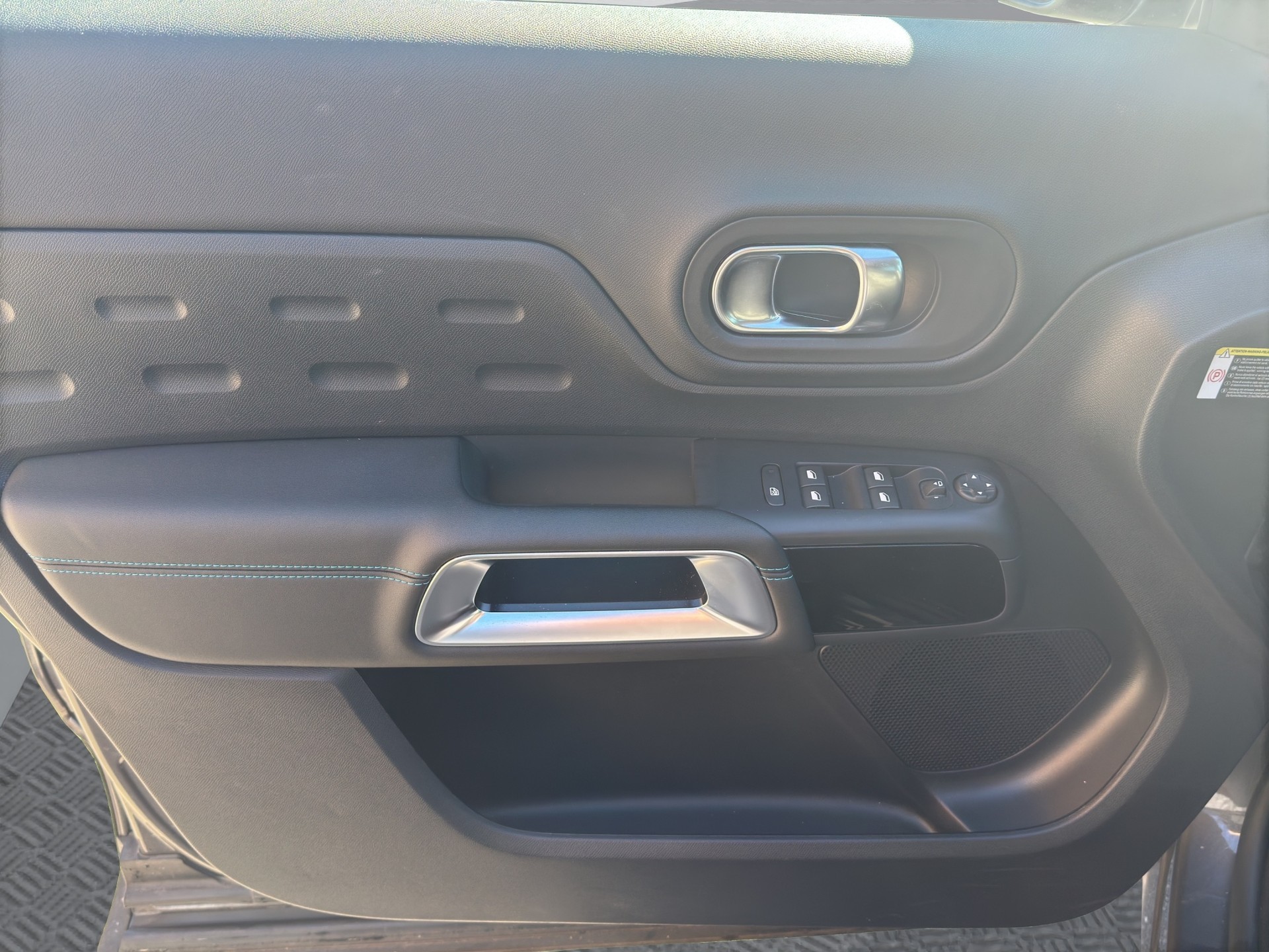 CITROEN C5 Aircross 1.2 HEV Max-image-8