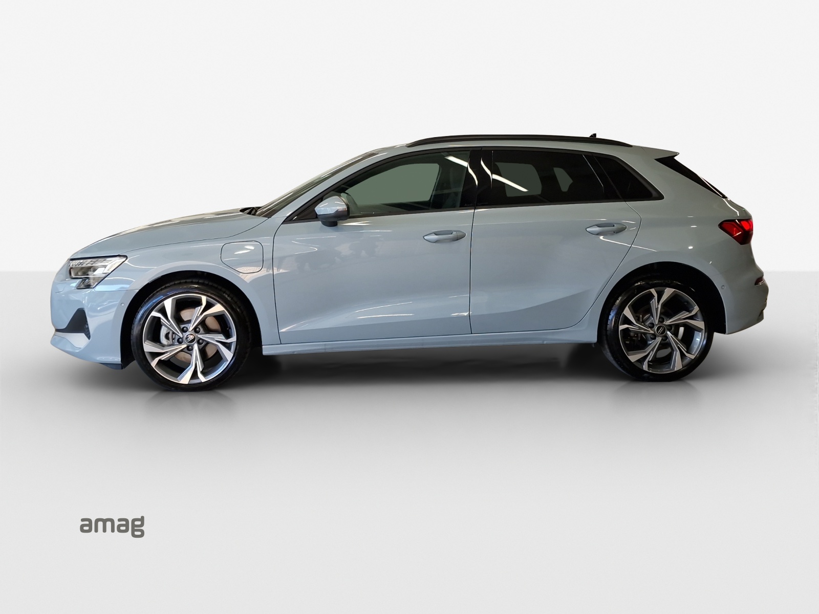 AUDI A3 Sportback TFSI e 150 kW advanced S tronic-image-1
