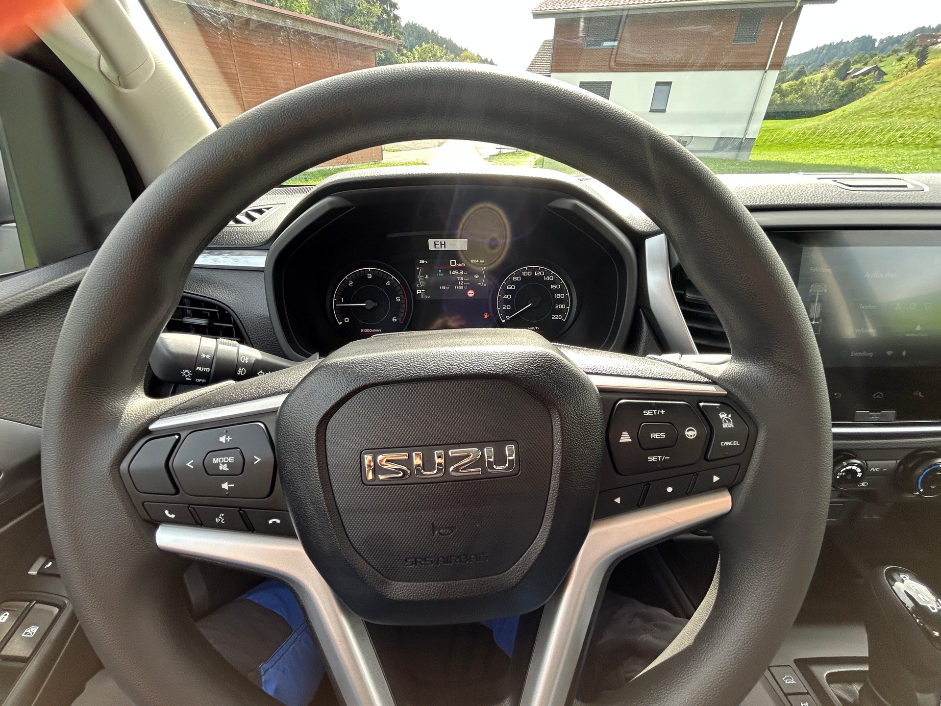 ISUZU D-MAX 1.9 CrewCab N60BB+ 4x4 AT Alubrücke-image-13