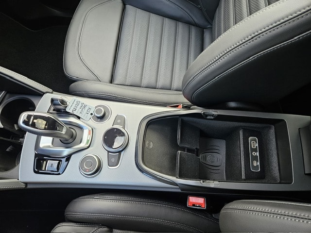 ALFA ROMEO Stelvio Veloce-image-10