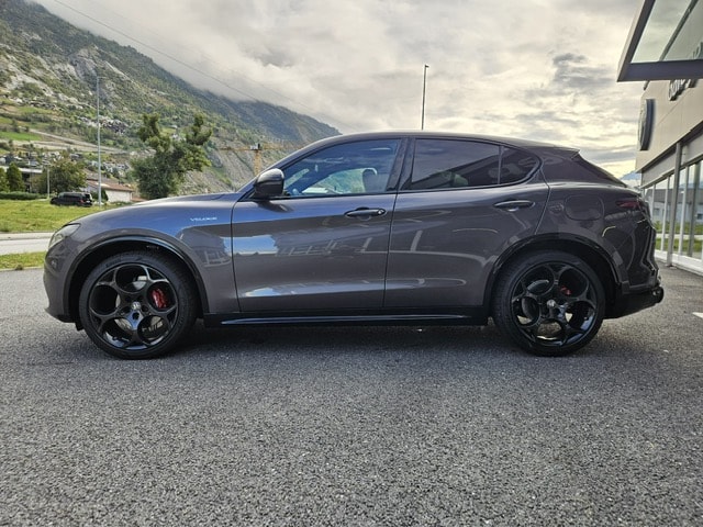 ALFA ROMEO Stelvio Veloce-image-3