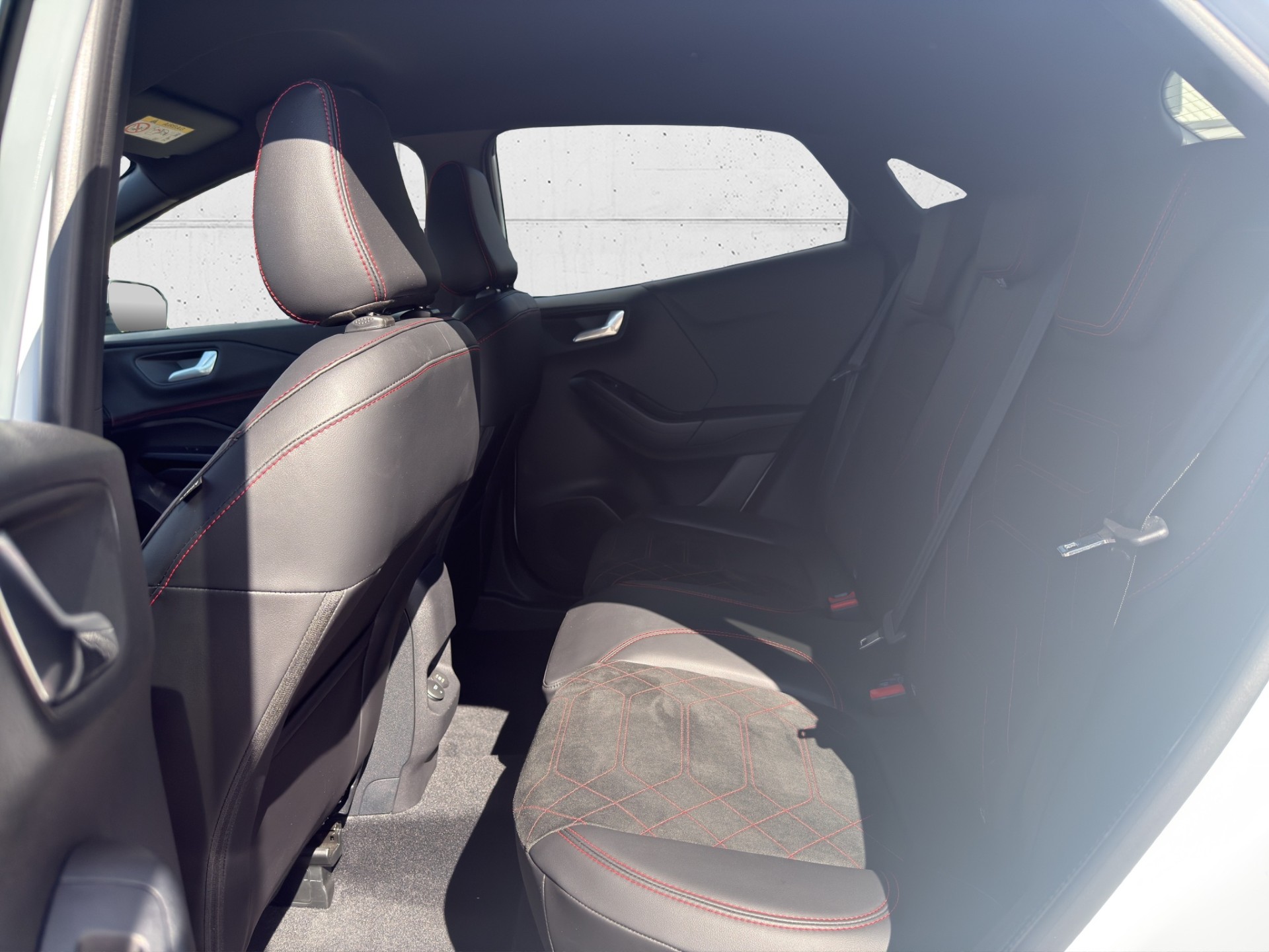 FORD Puma 1.0 EcoB Hybrid 155 ST-Line X-image-11
