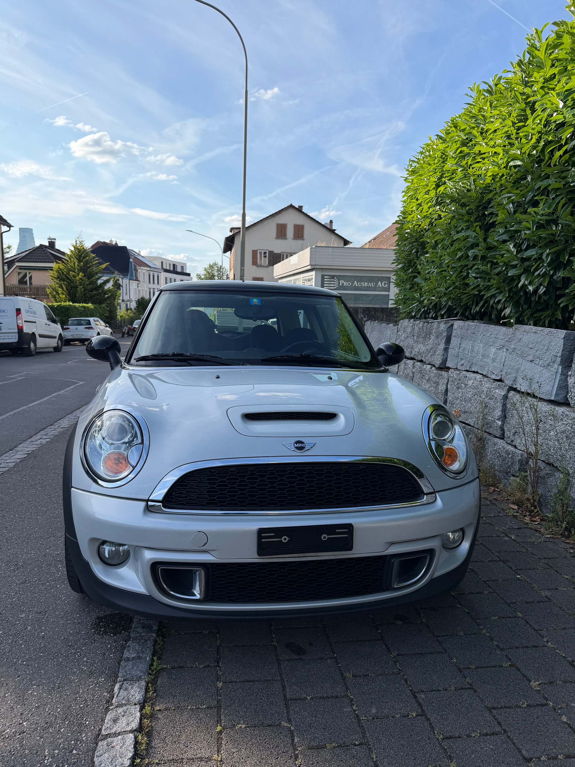 MINI Cooper S-image-1
