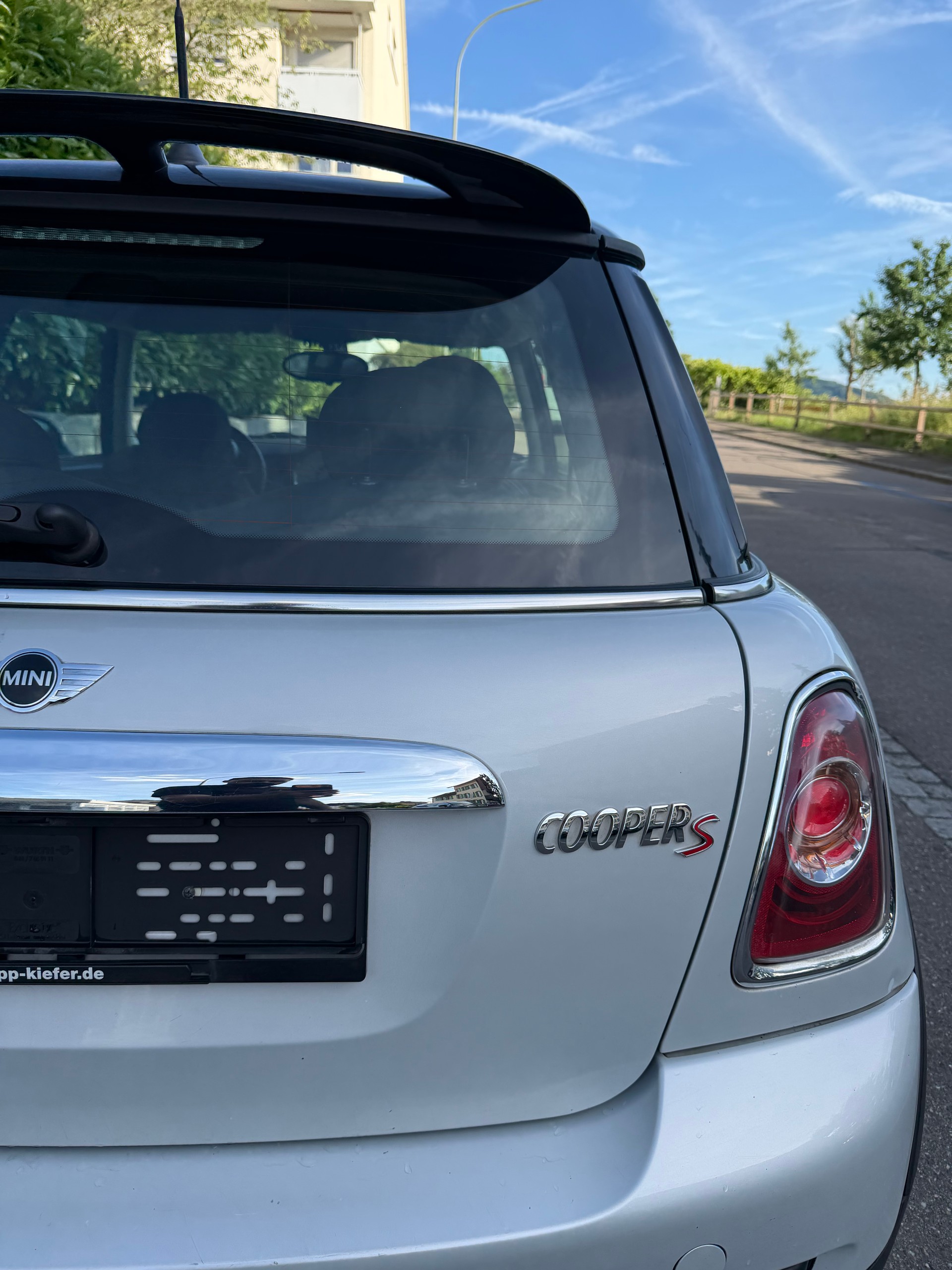 MINI Cooper S-image-3