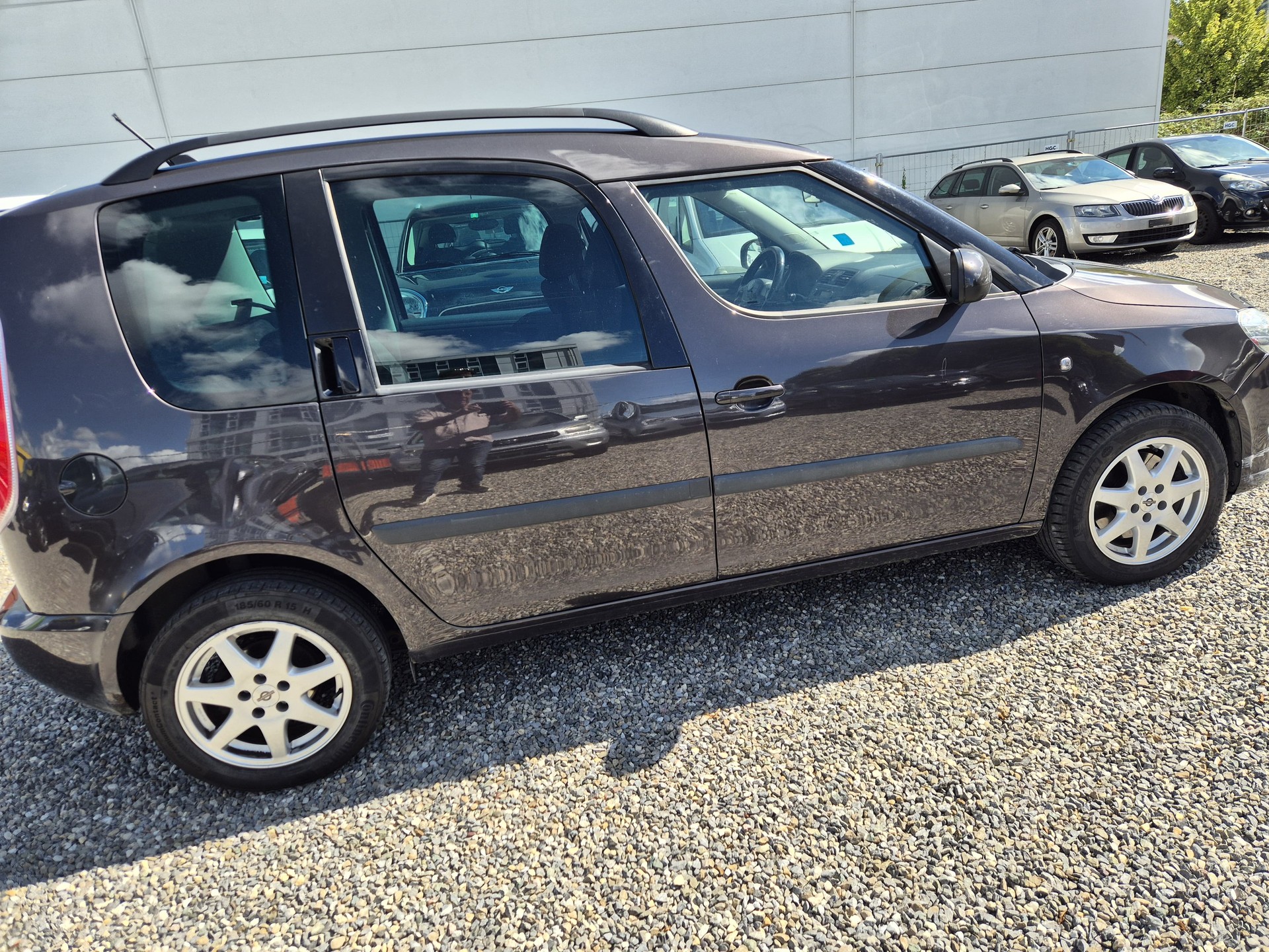 SKODA Roomster 1.2 TSI Elegance DSG-image-2