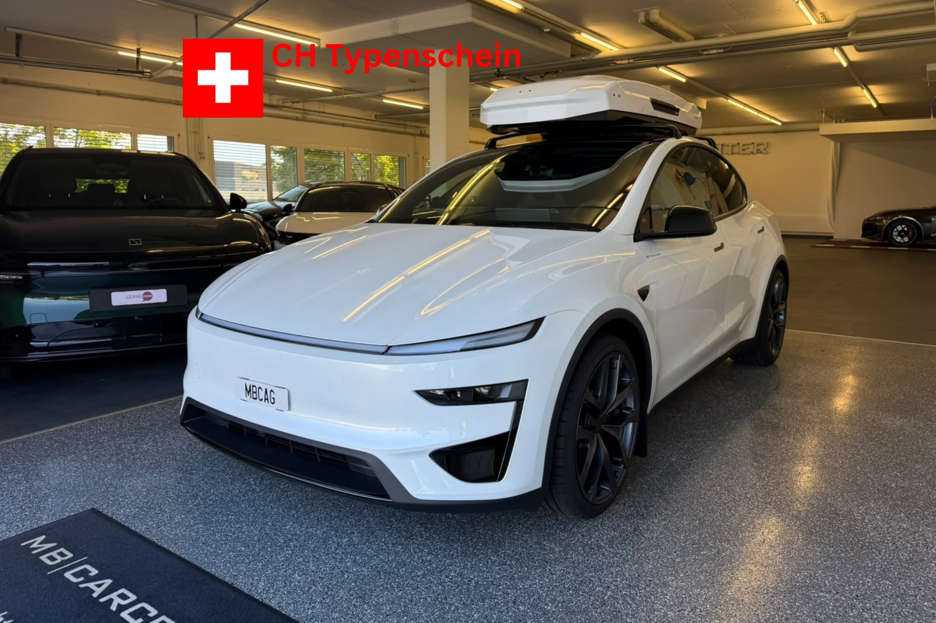 TESLA Model Y Performance AWD 626PS, Neuwagen, CH Typenschein, Dachbox-image-0