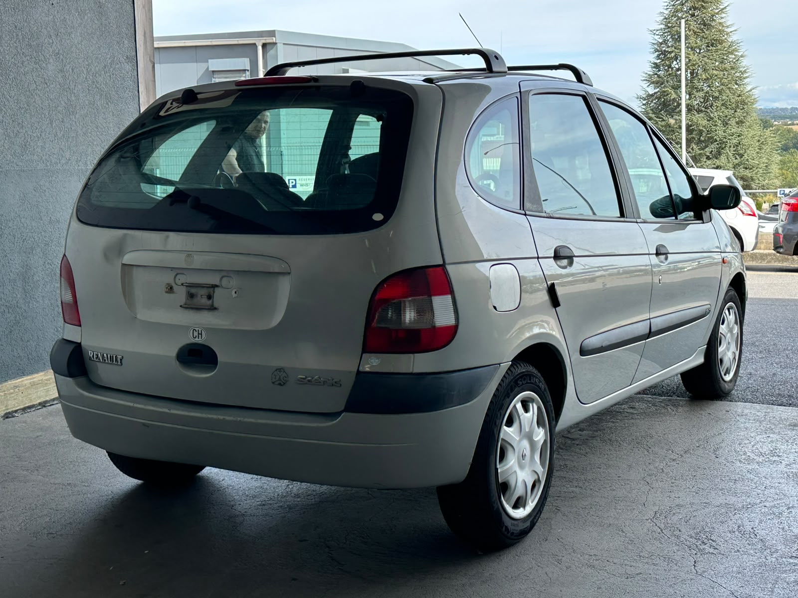 RENAULT Scénic 1.9 dCi Alizé-image-5