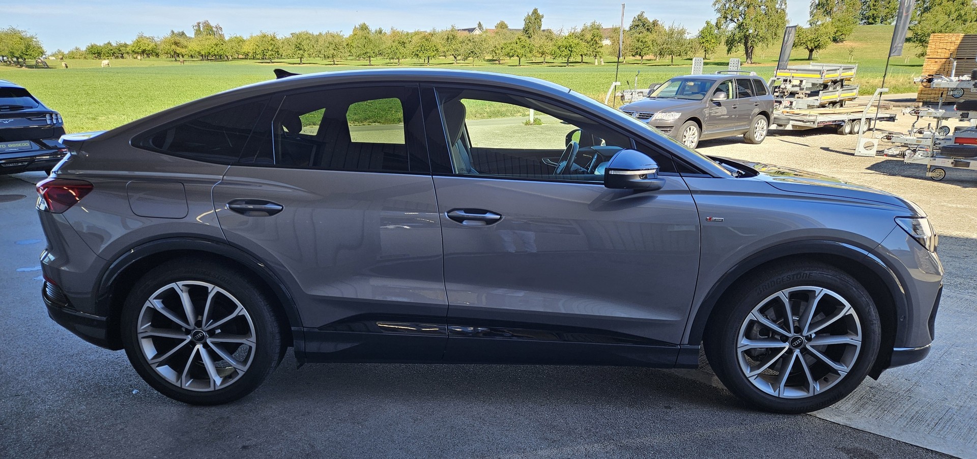 AUDI Q4 Sportback e-tron 50 quattro S-Line Modell 2024 mit Anhängerkupplung-image-10