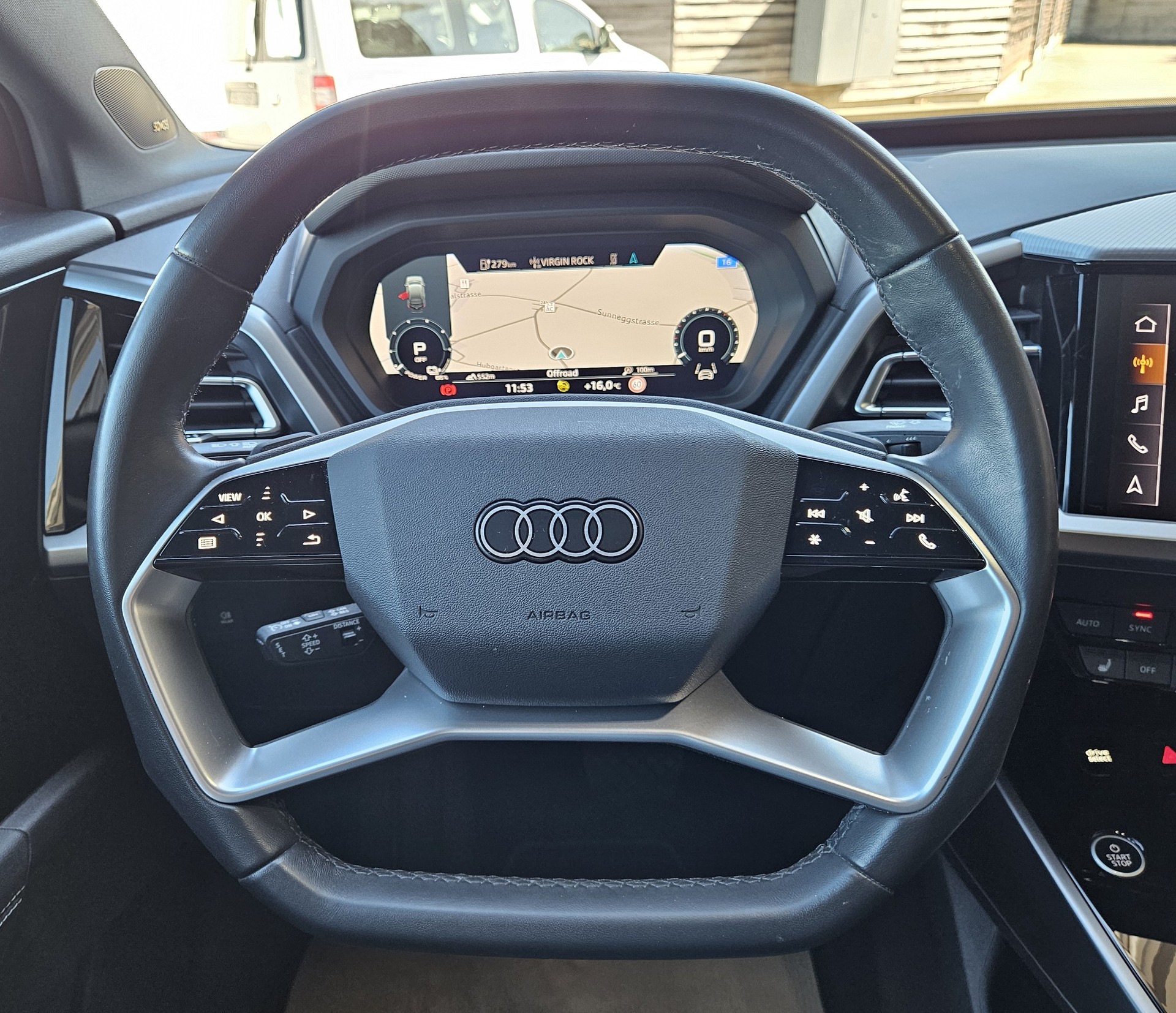 AUDI Q4 Sportback e-tron 50 quattro S-Line Modell 2024 mit Anhängerkupplung-image-15