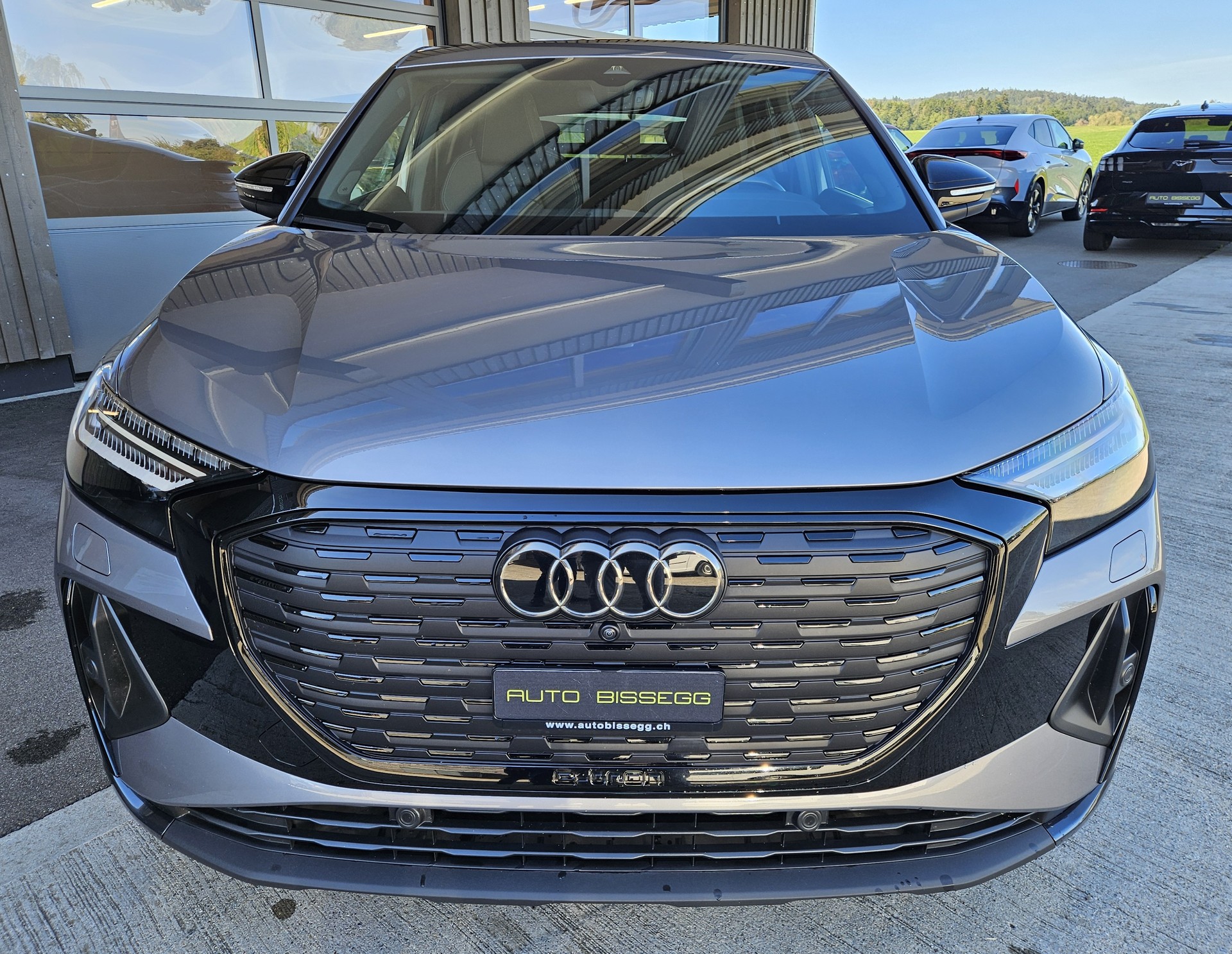 AUDI Q4 Sportback e-tron 50 quattro S-Line Modell 2024 mit Anhängerkupplung-image-1