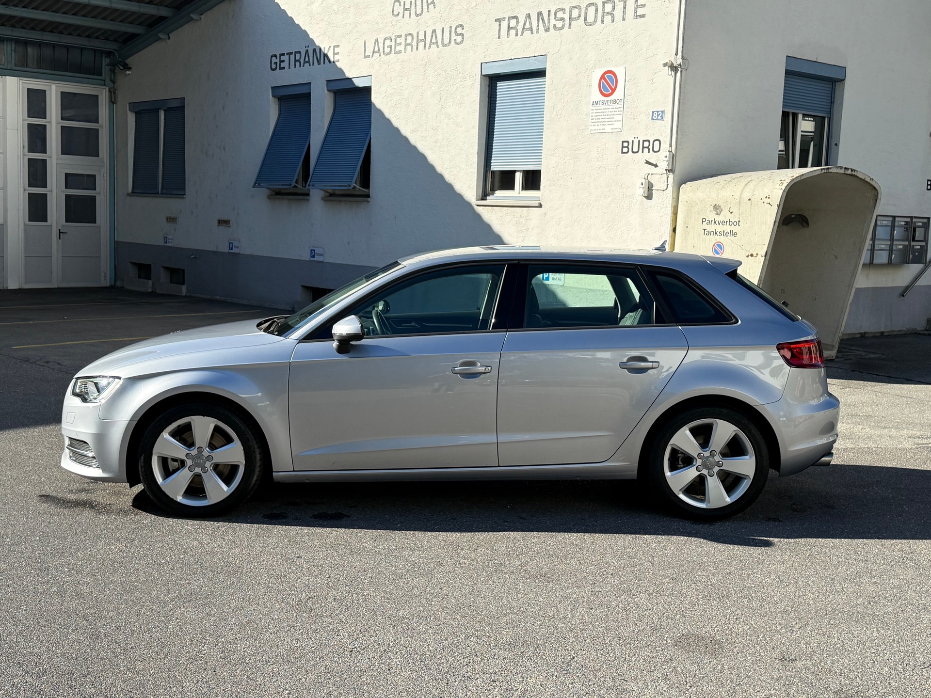 AUDI A3 Sportback 1.8 TFSI Ambition quattro S-tronic-image-6