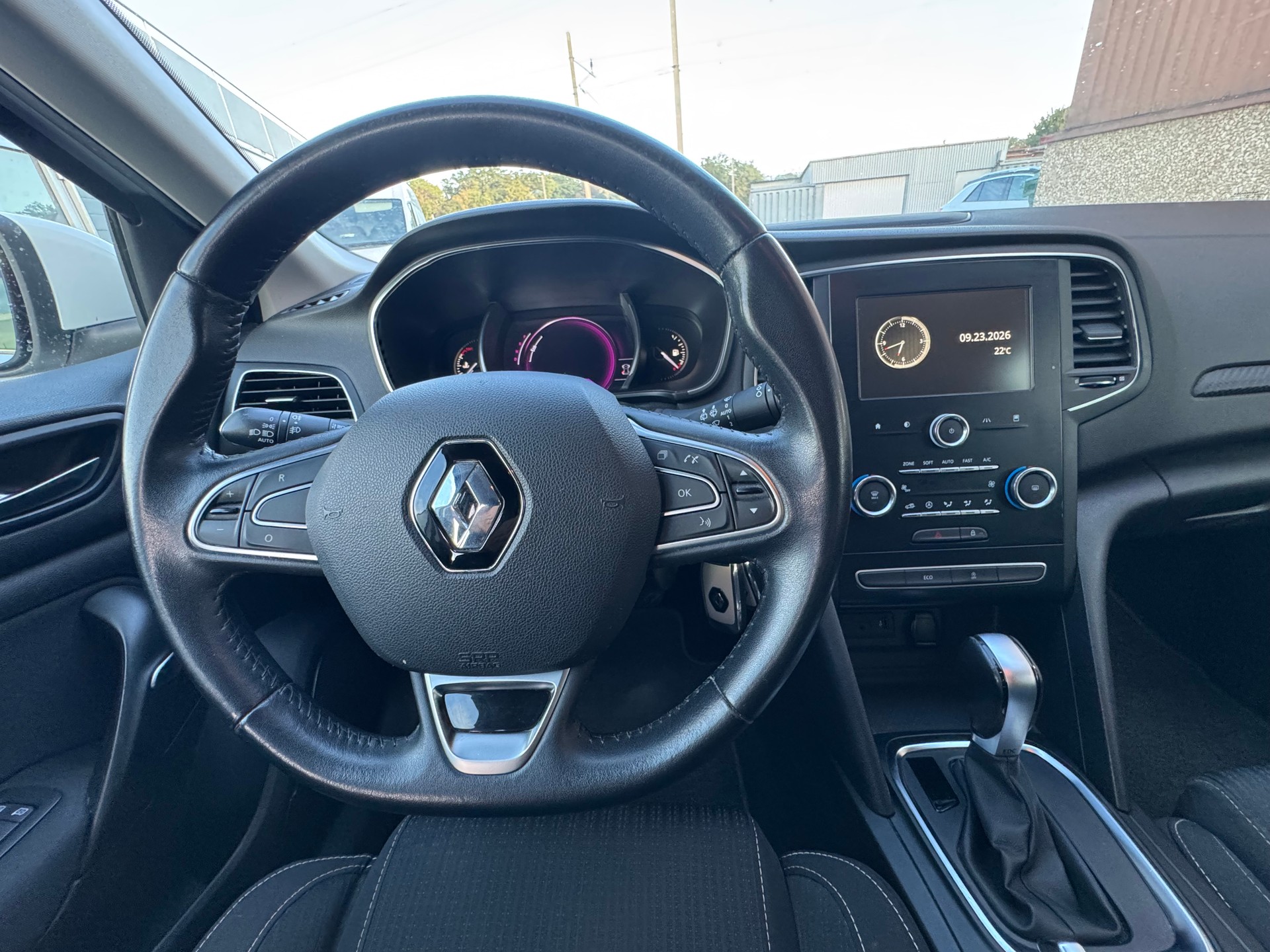RENAULT Mégane Grandtour 1.5 dCi Business EDC-image-7