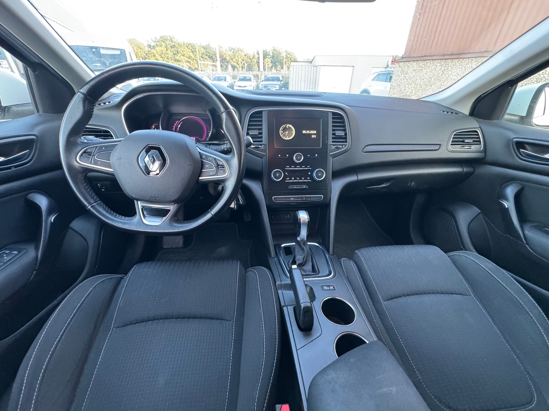 RENAULT Mégane Grandtour 1.5 dCi Business EDC-image-6