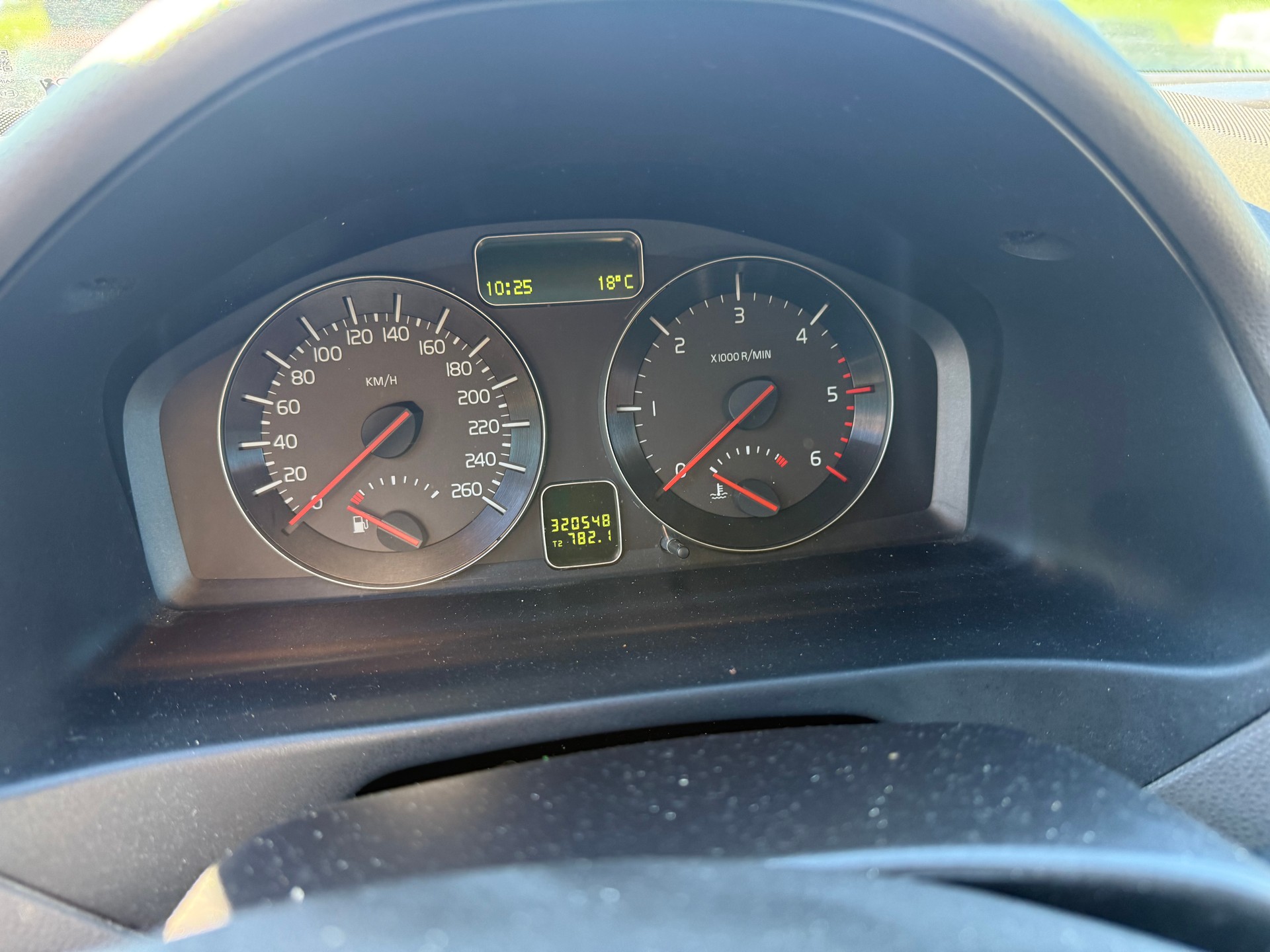 VOLVO V50 D5-image-6