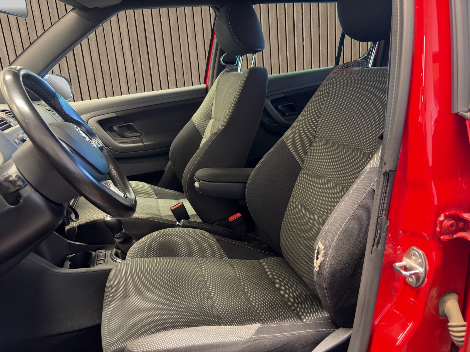 SKODA Fabia 1.2 TSI Monte Carlo-image-8