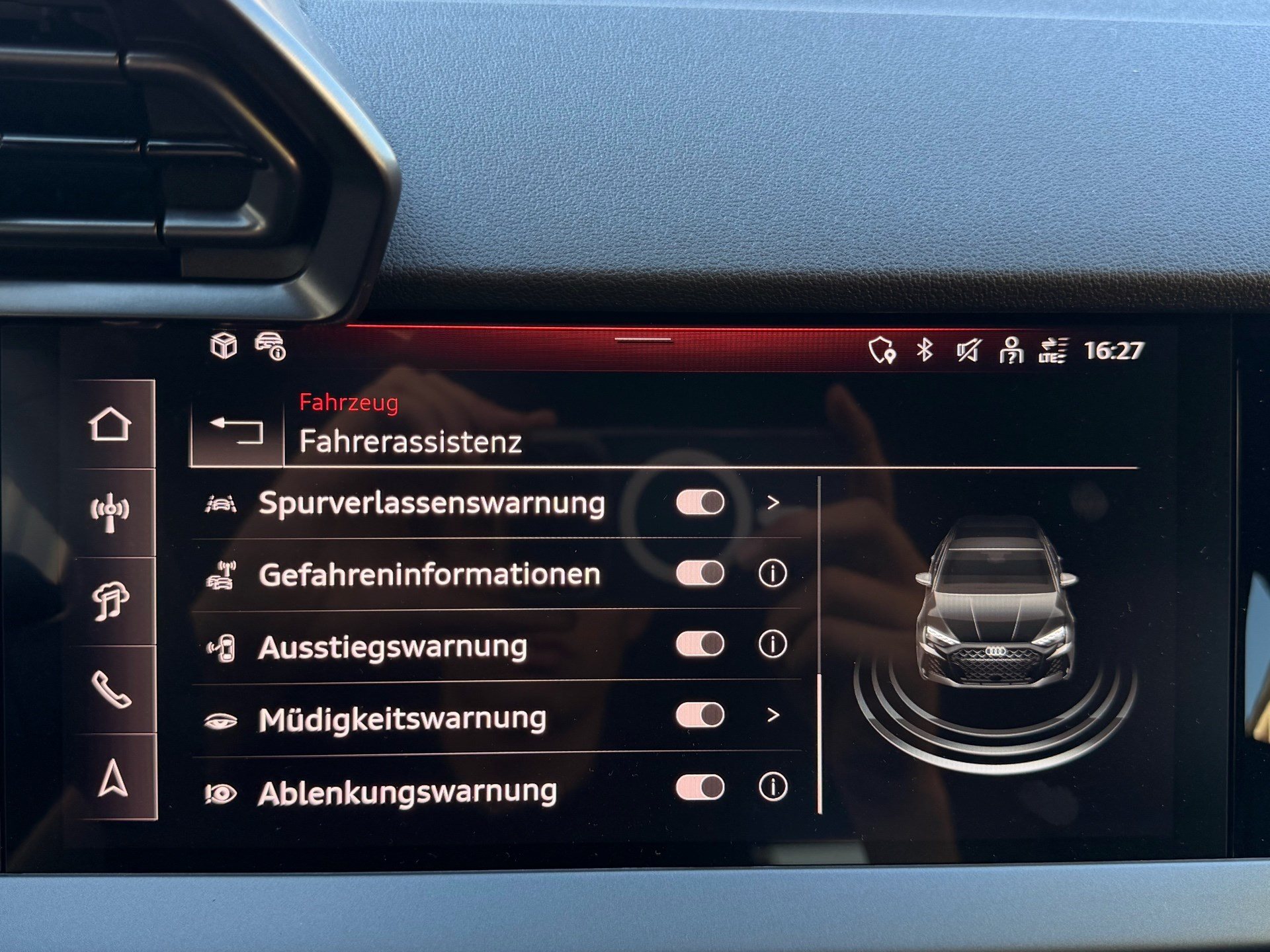 AUDI RS3 SPORTBACK 2.5 400 PS TFSI QUATTRO *** 5 JAHRE AUDI WERKSGARANTIE ***-image-17