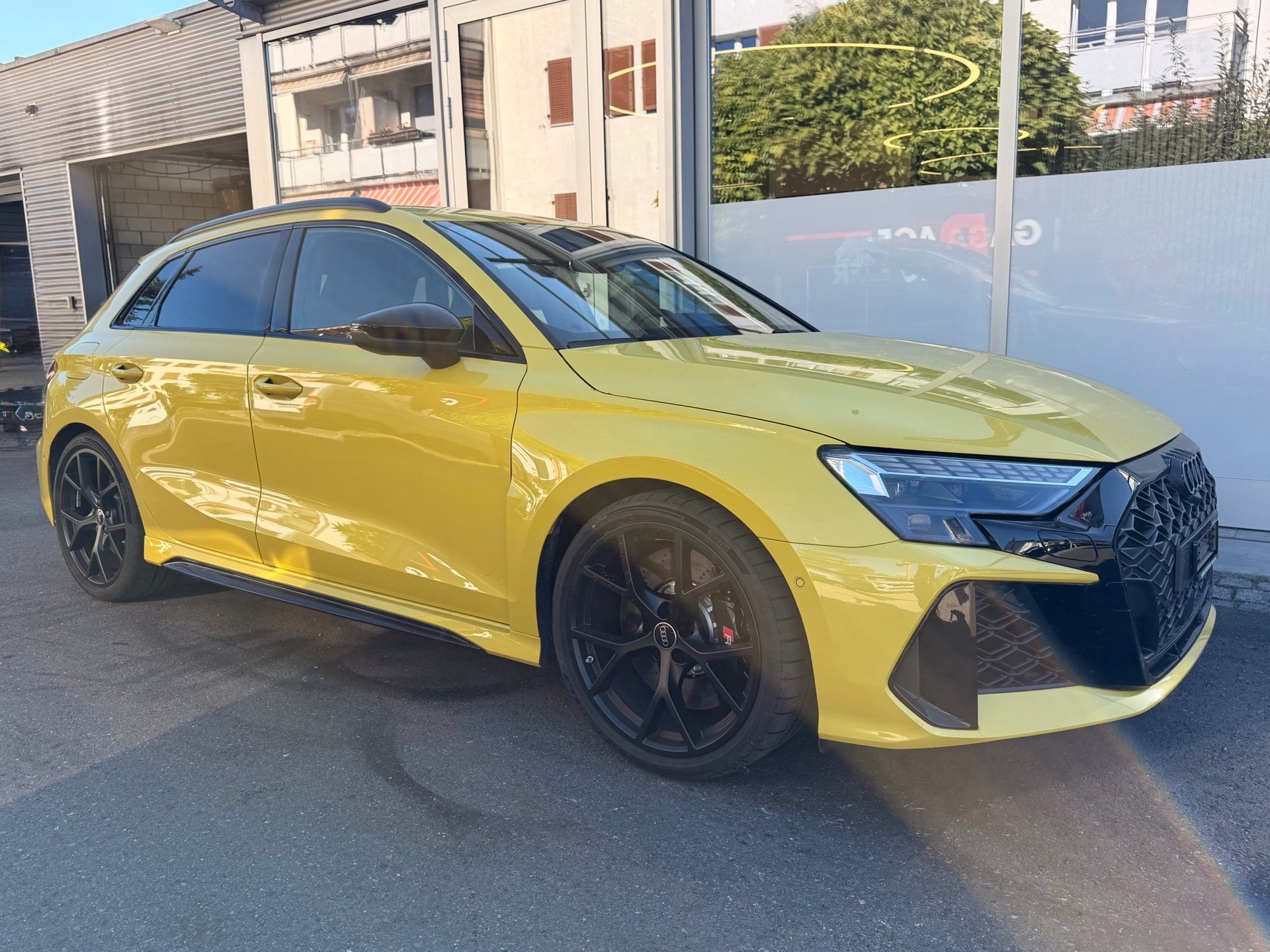 AUDI RS3 SPORTBACK 2.5 400 PS TFSI QUATTRO *** 5 JAHRE AUDI WERKSGARANTIE ***-image-2