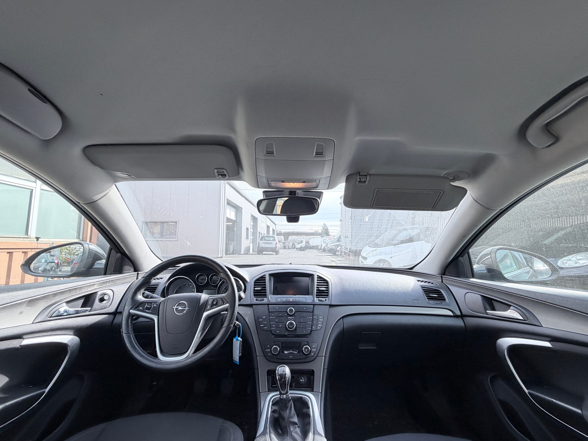 OPEL Insignia 1.6 Turbo Edition-image-6