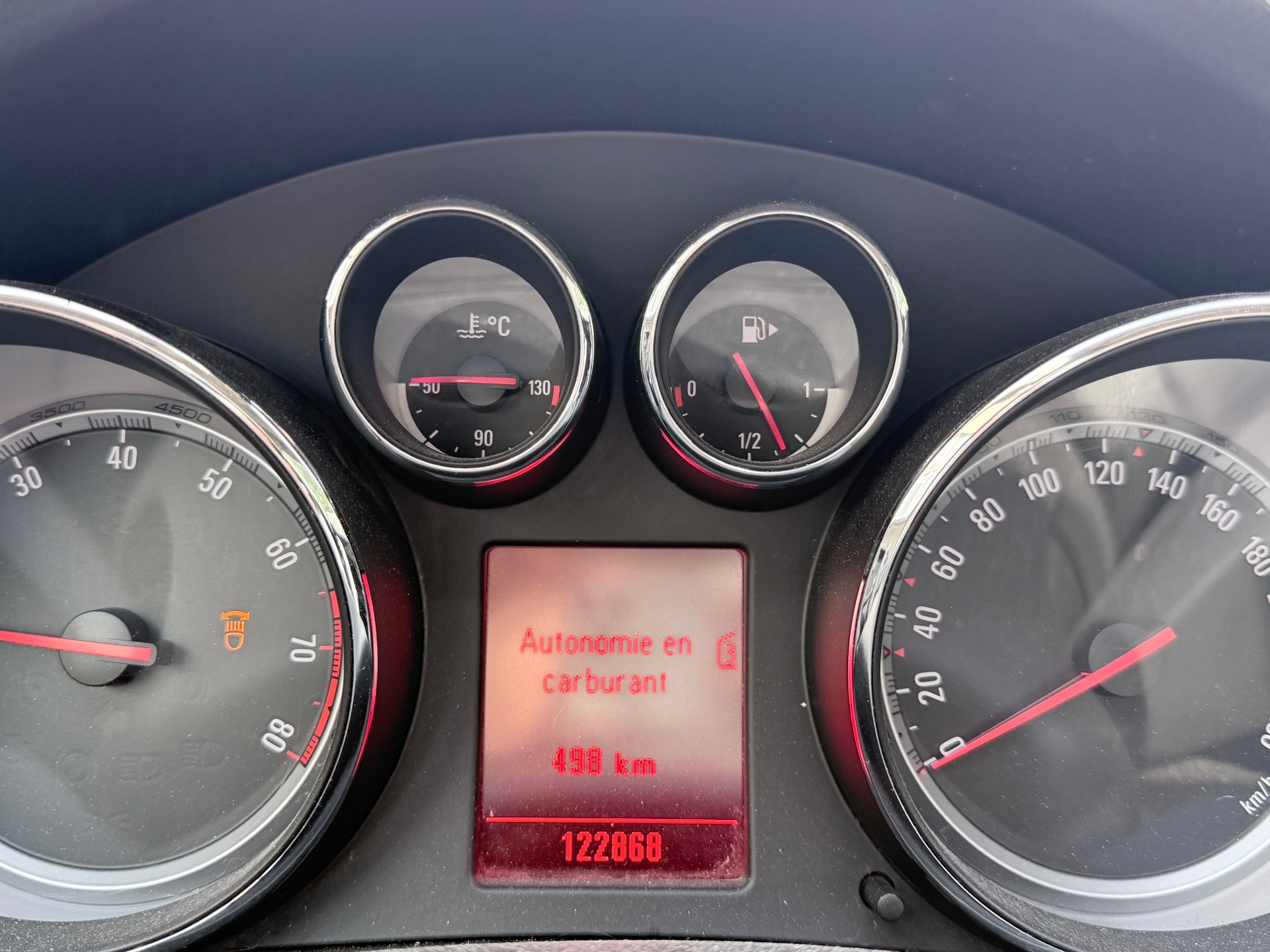 OPEL Insignia 1.6 Turbo Edition-image-7
