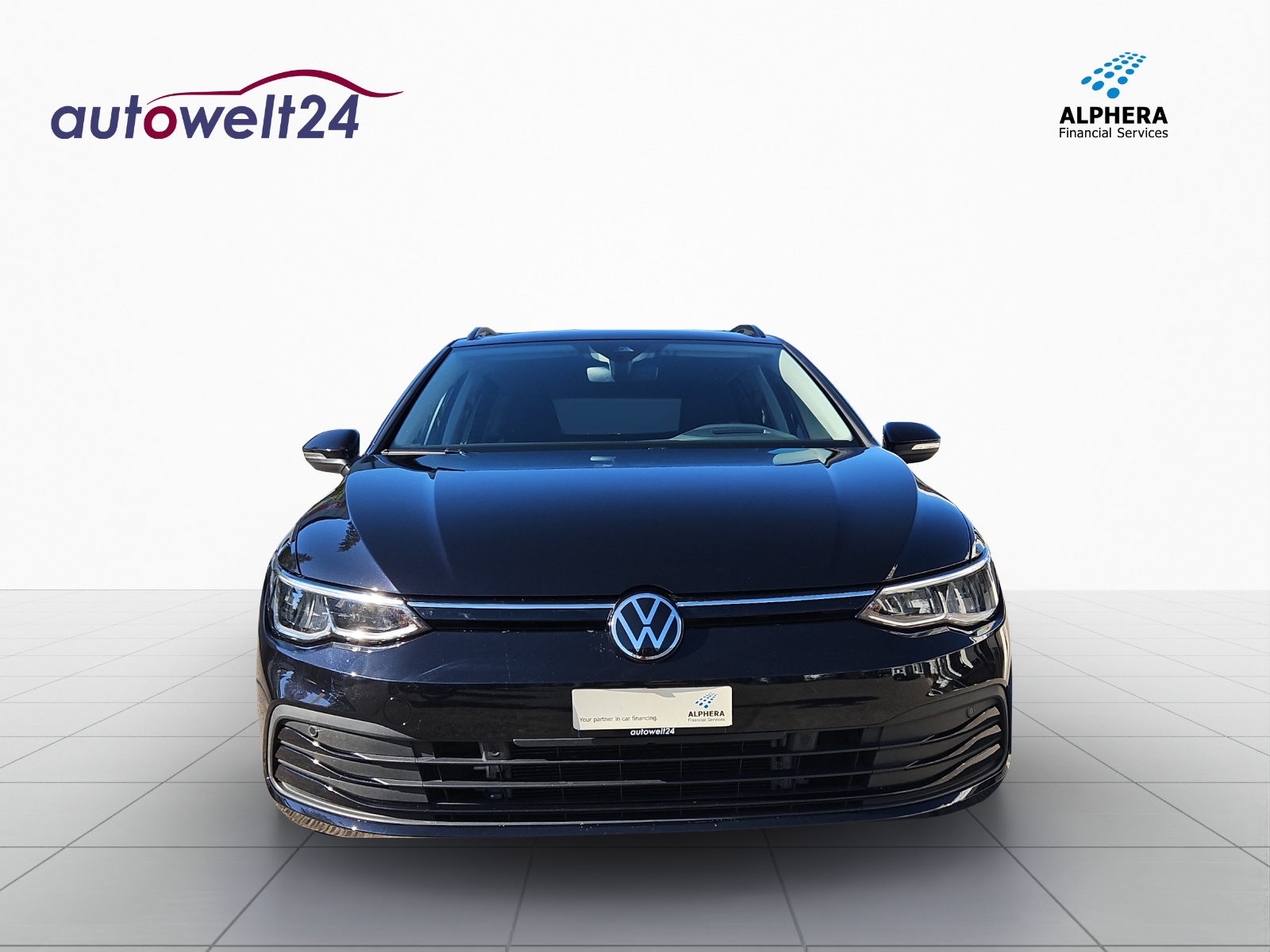 VW Golf Variant 2.0 TDI Life DSG 4Motion-image-1