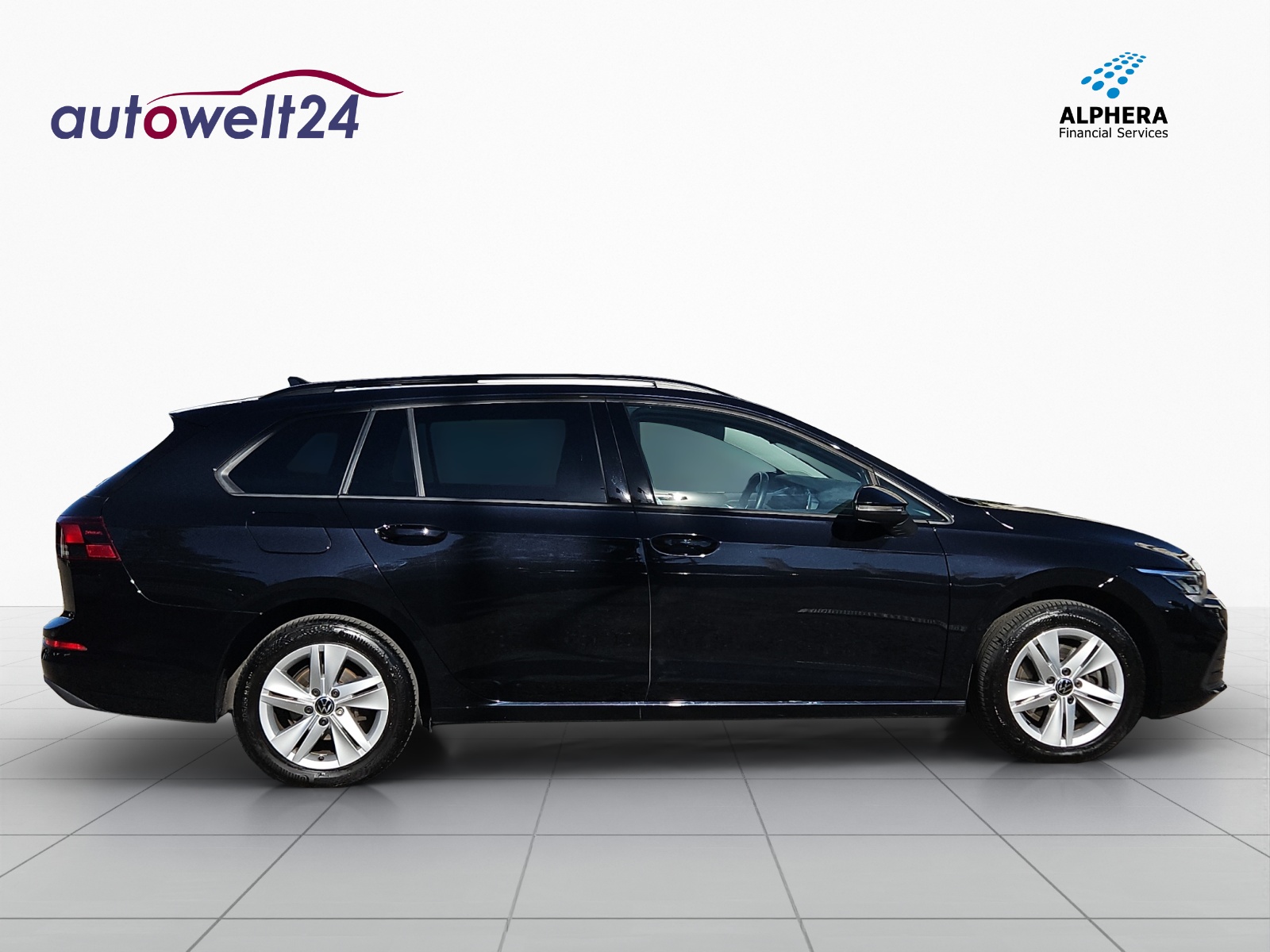 VW Golf Variant 2.0 TDI Life DSG 4Motion-image-3
