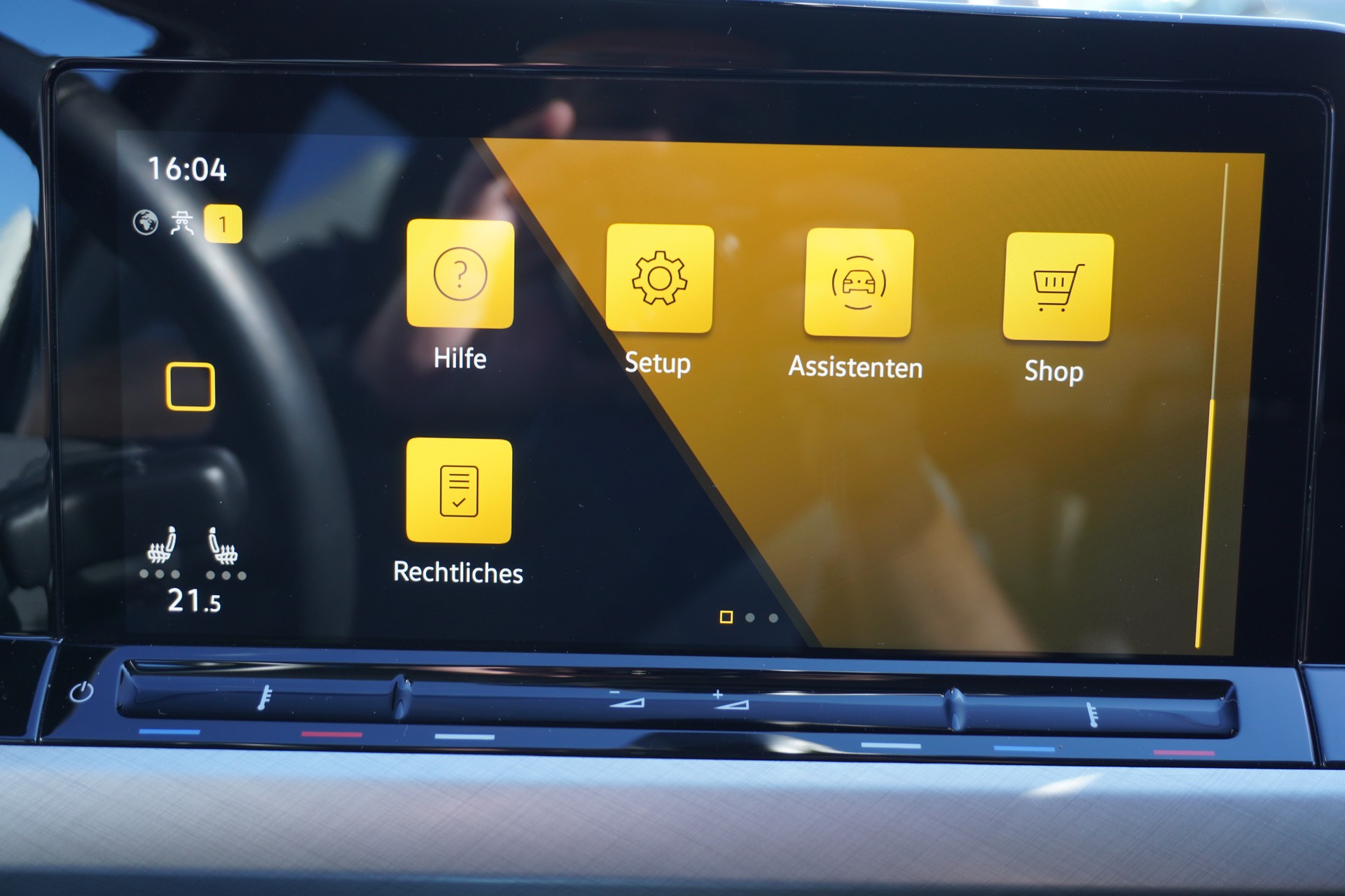 VW Golf Variant 2.0 TDI Life DSG 4Motion-image-23