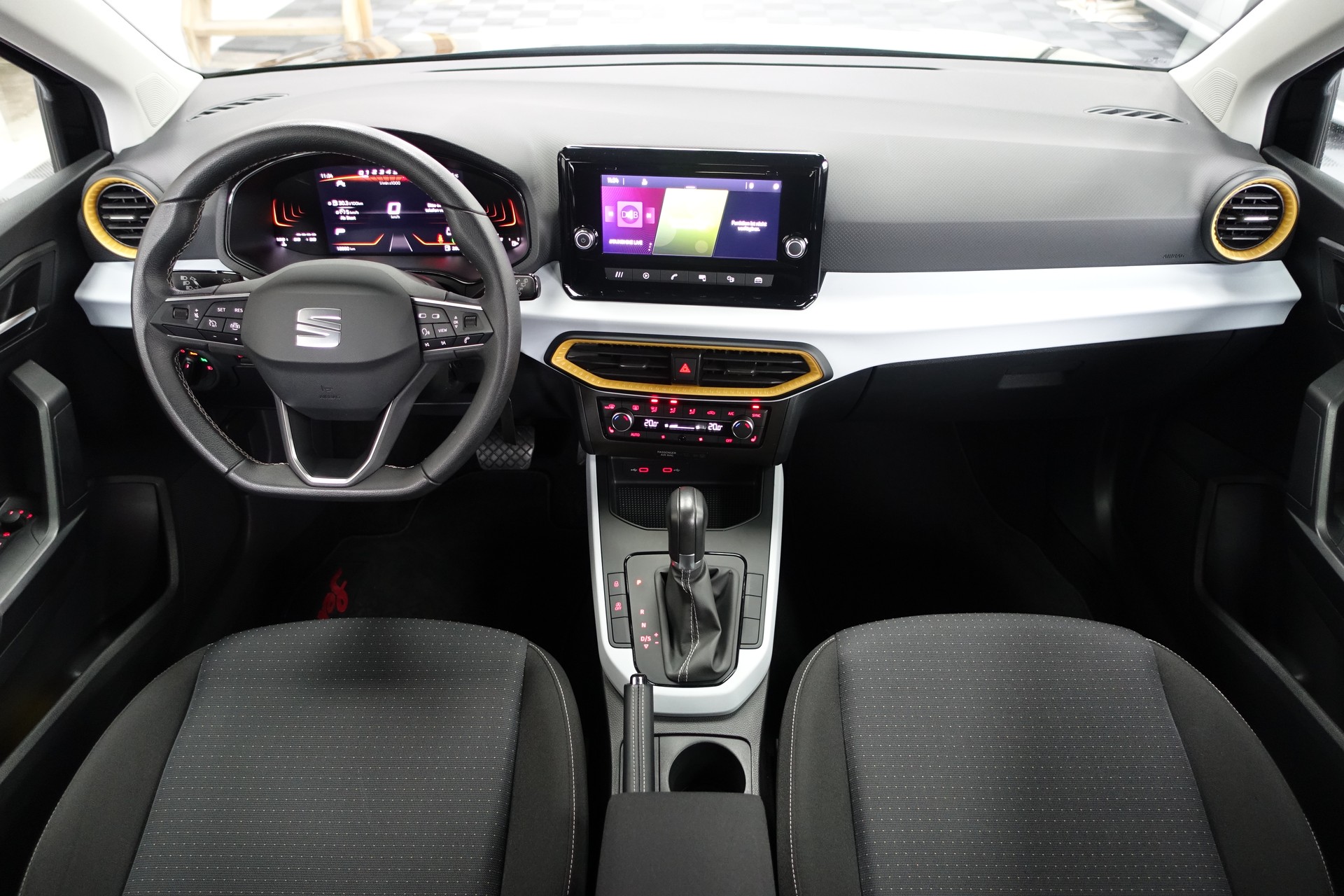 SEAT Arona 1.0 TSI 110 Style DSG-image-15