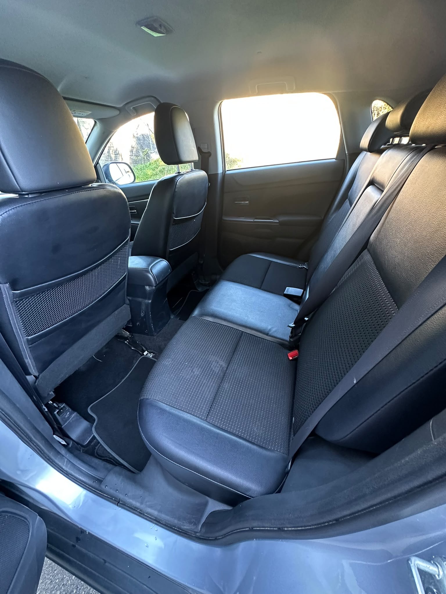 CITROEN C4 Aircross 1.6 HDi Collection 4WD-image-13