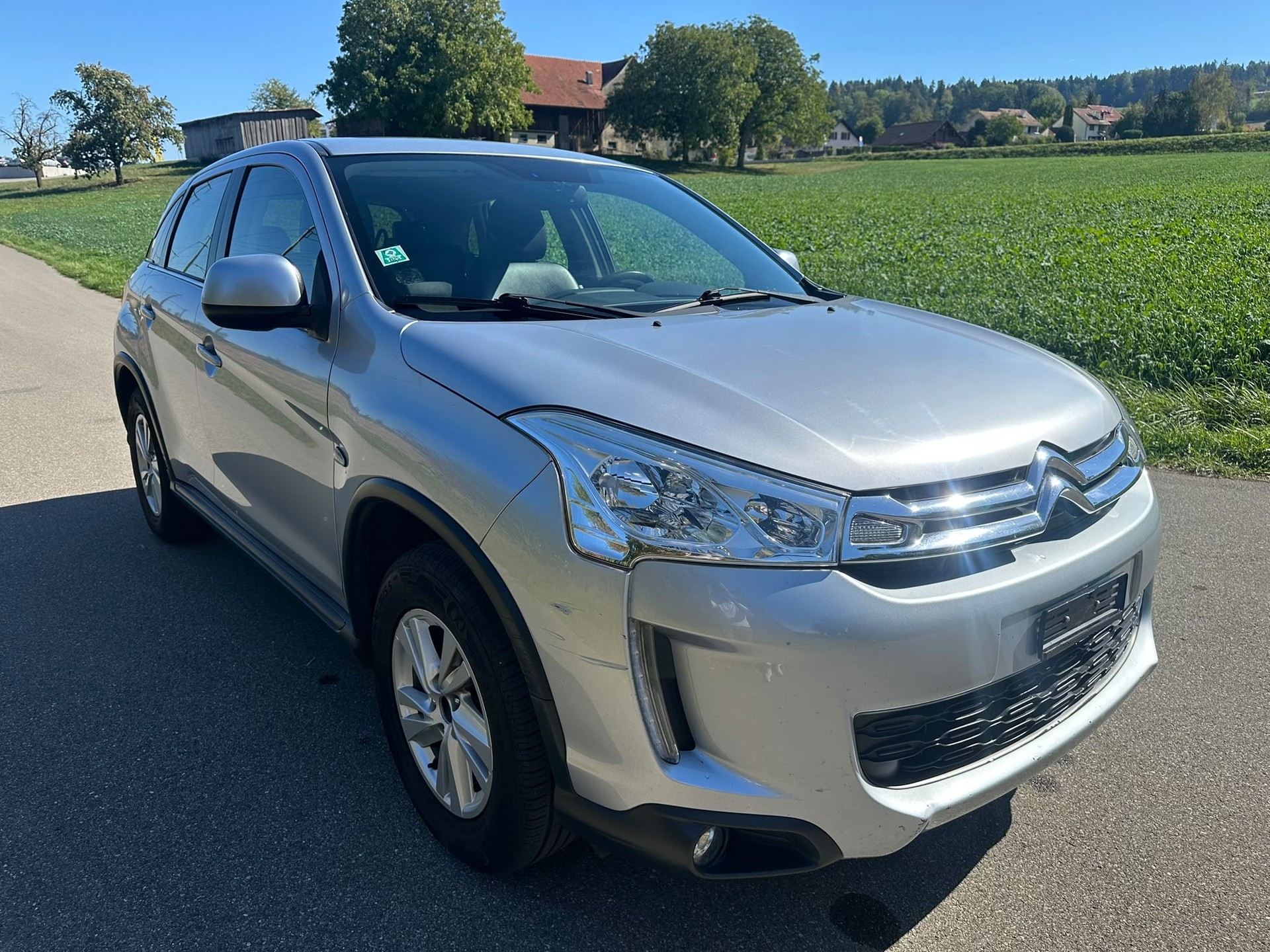 CITROEN C4 Aircross 1.6 HDi Collection 4WD-image-2