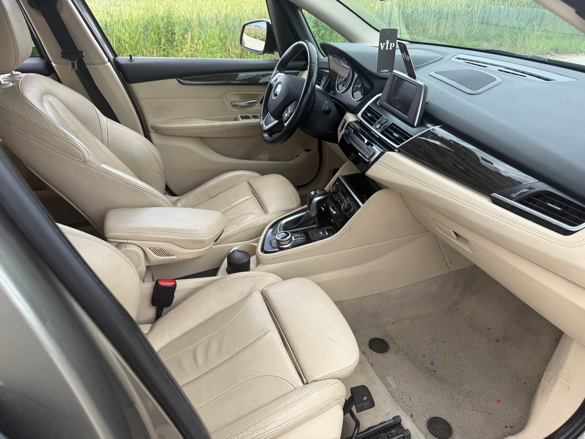 BMW 225xe iPerformance Active Tourer Steptronic-image-6