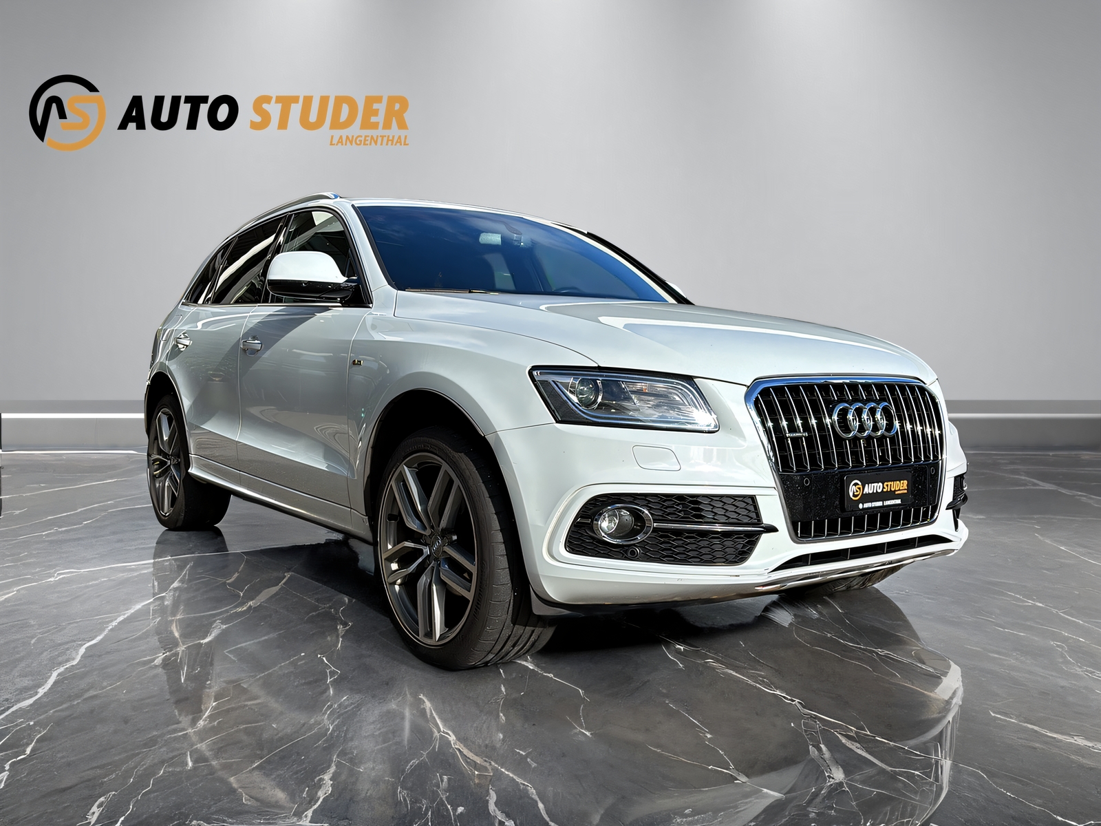 AUDI Q5 2.0 TDI quattro S-Tronic-image-13